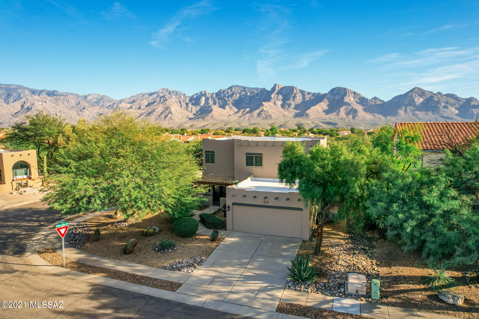 65 W Blackstone Road