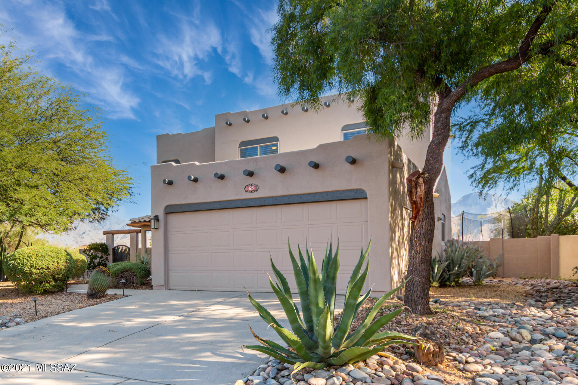 65 W Blackstone Road