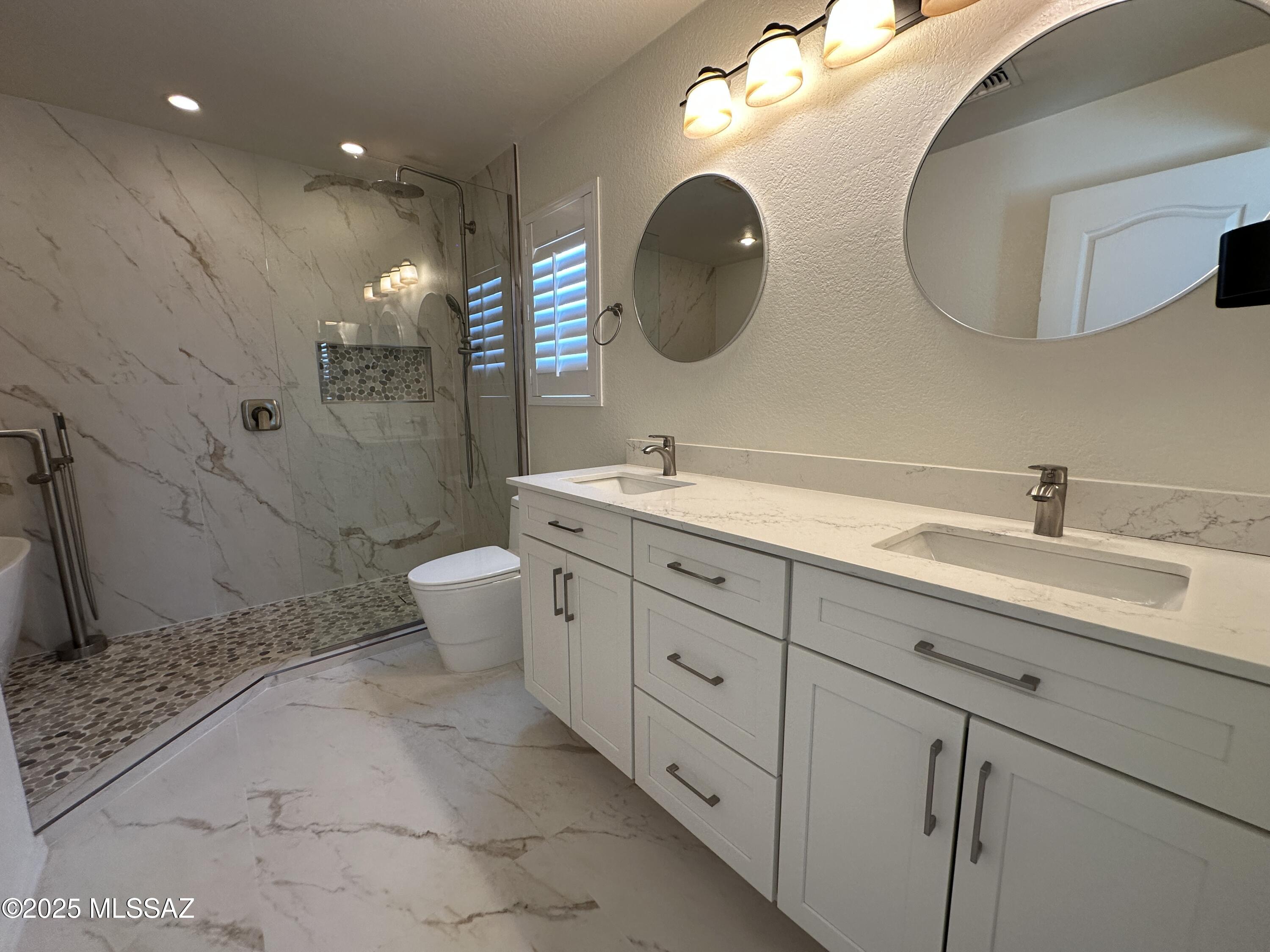 1077 W Sea Star Drive