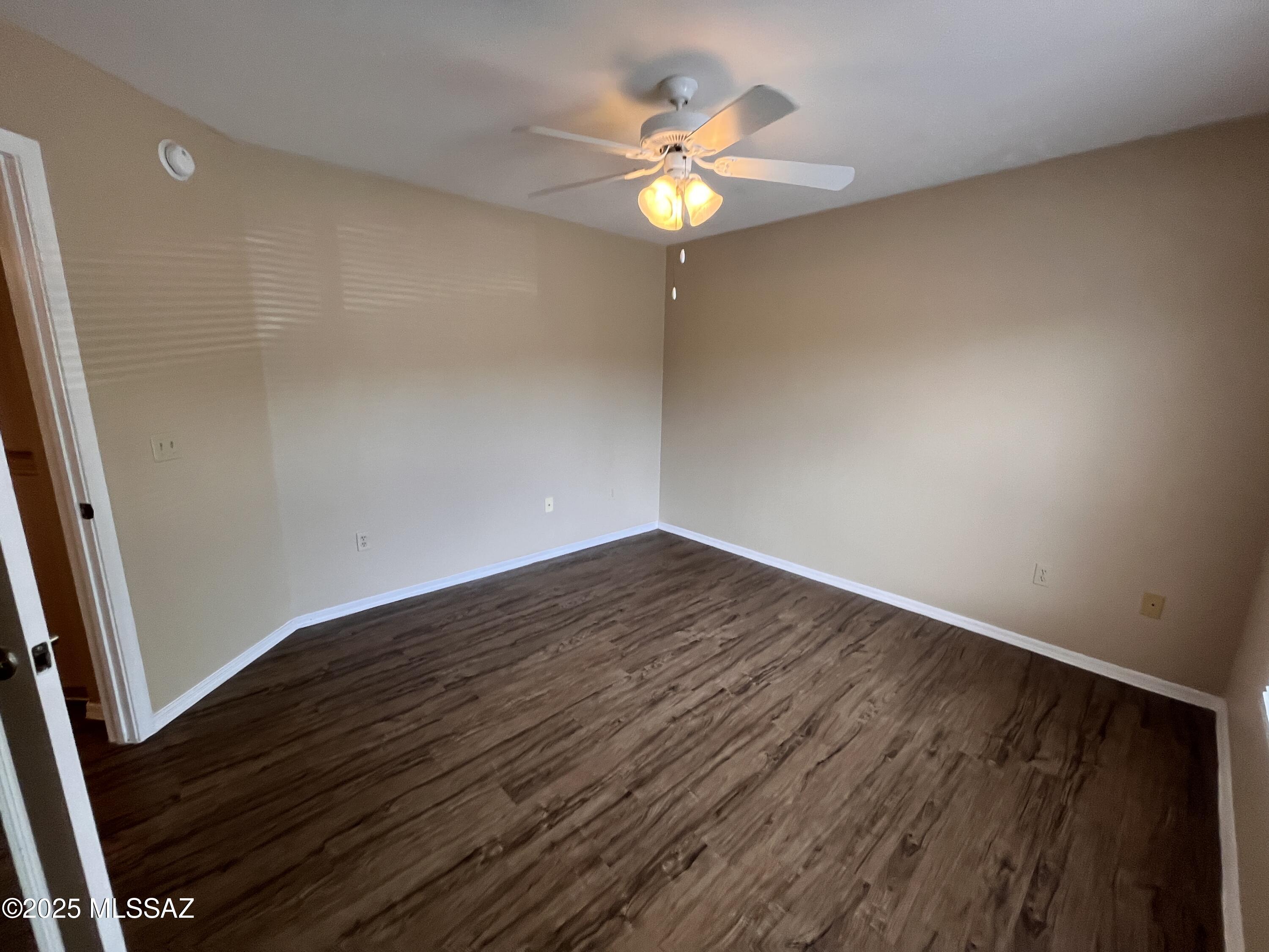 5751 N Kolb Road Unit: 42104