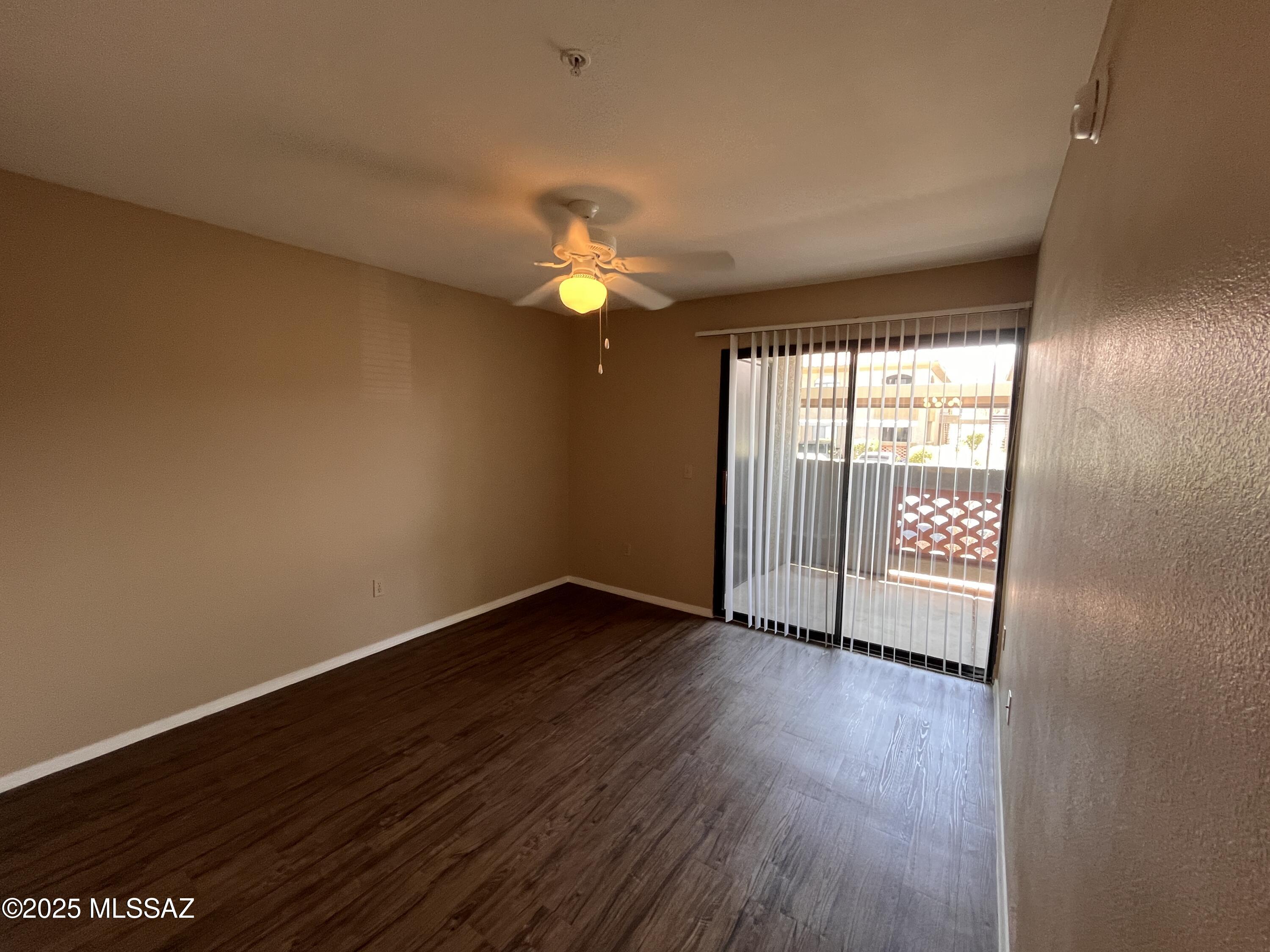 5751 N Kolb Road Unit: 42104