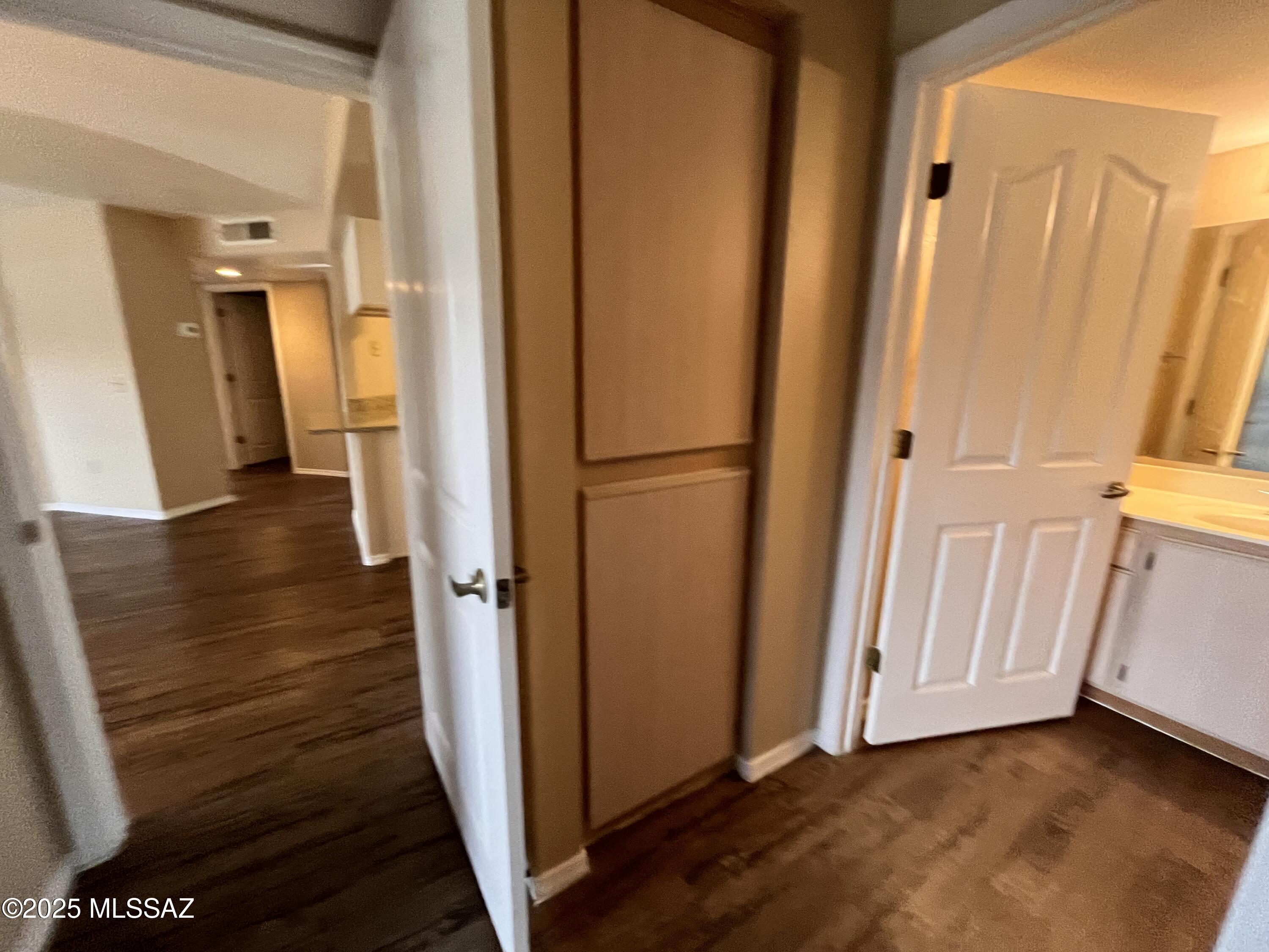 5751 N Kolb Road Unit: 42104