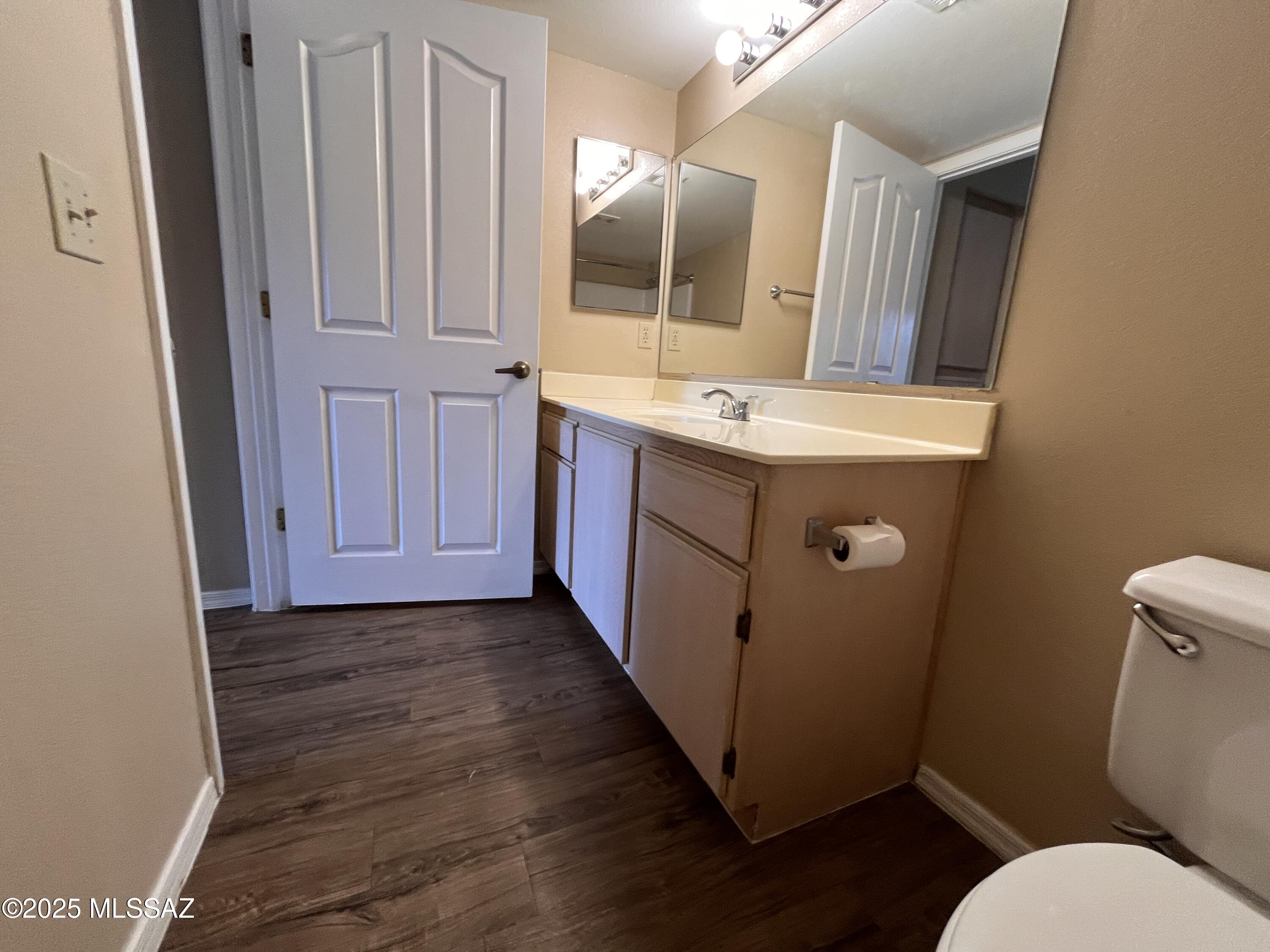 5751 N Kolb Road Unit: 42104