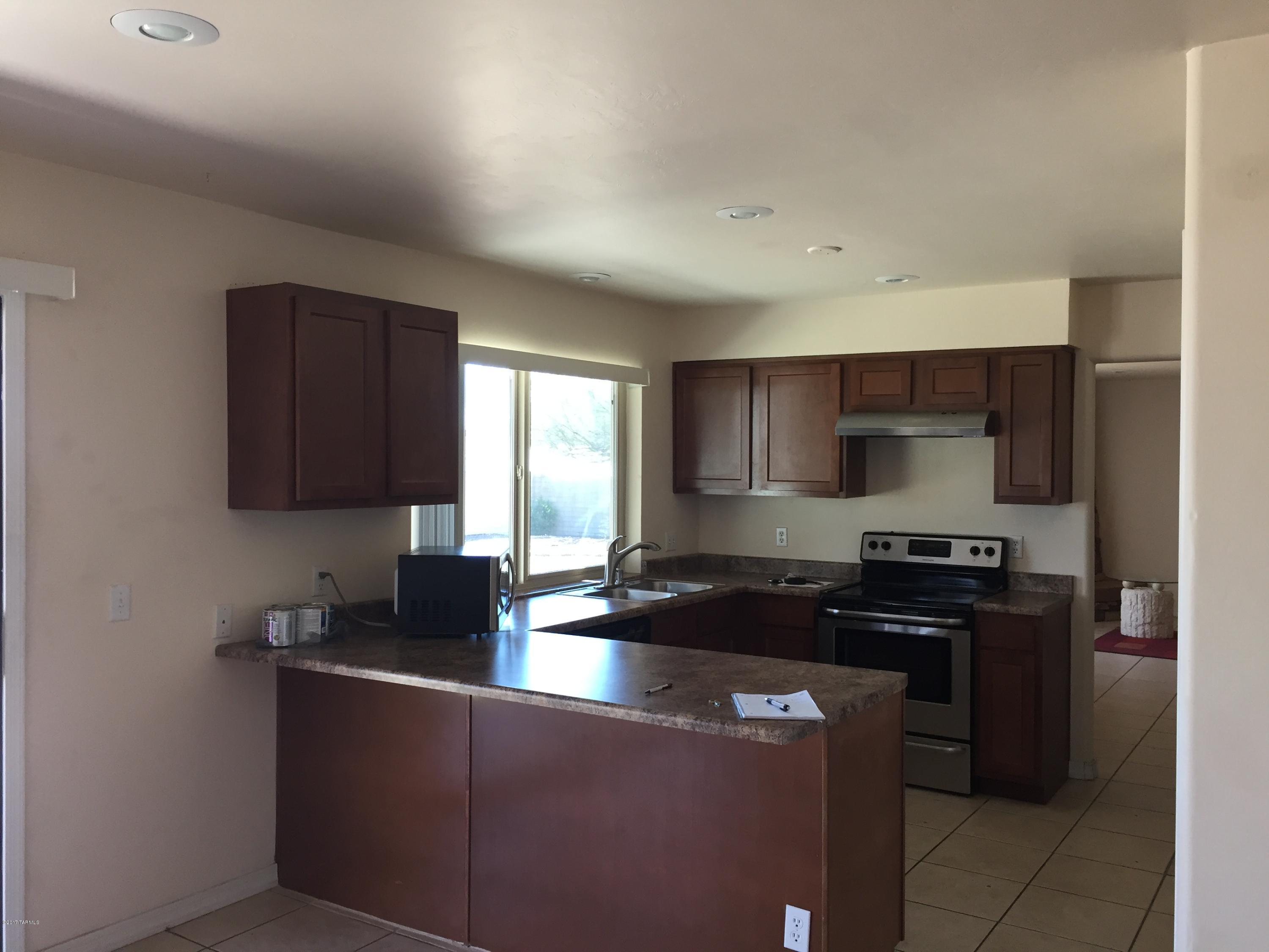 7840 N Rasmussen Avenue