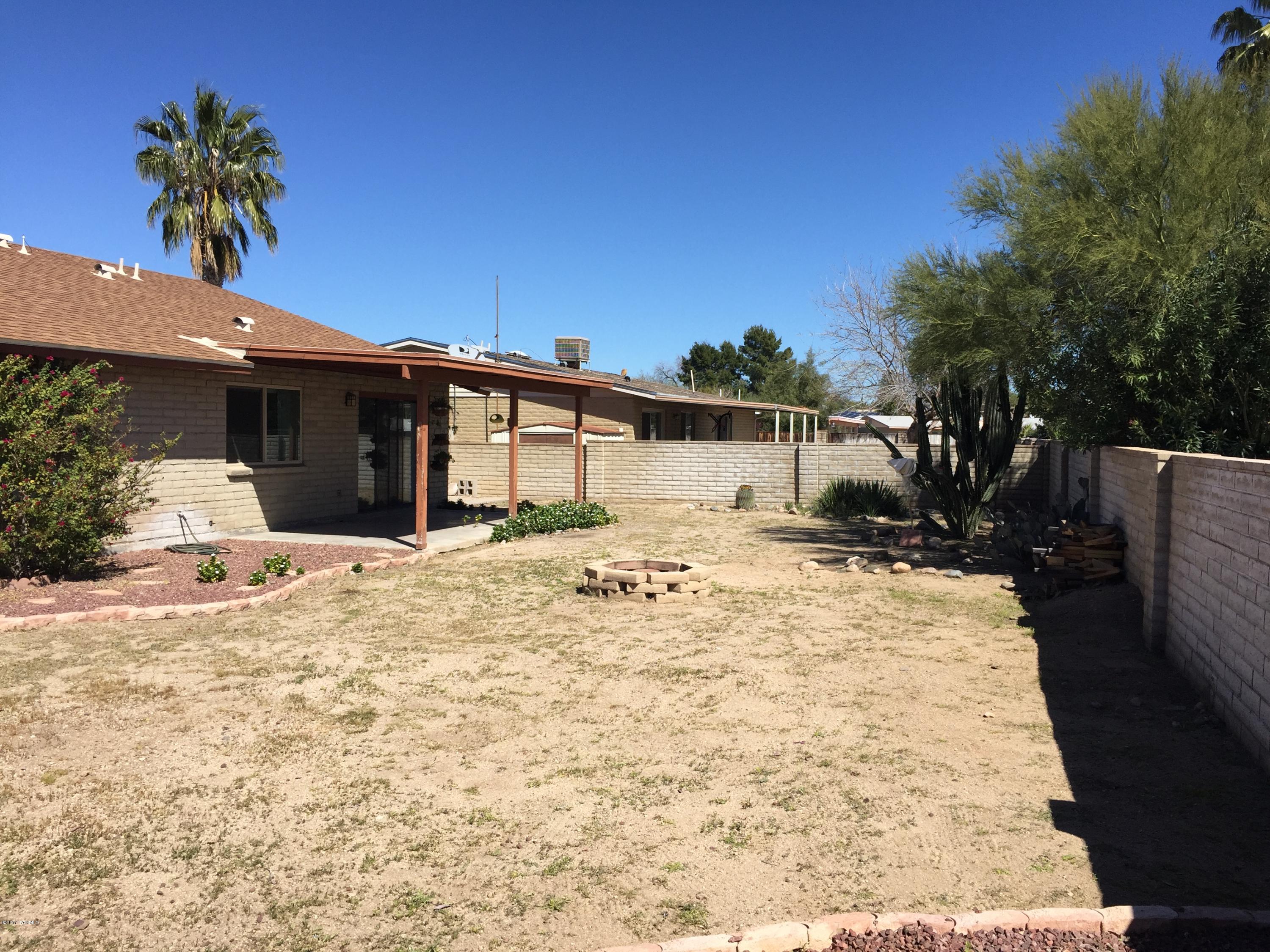 7840 N Rasmussen Avenue