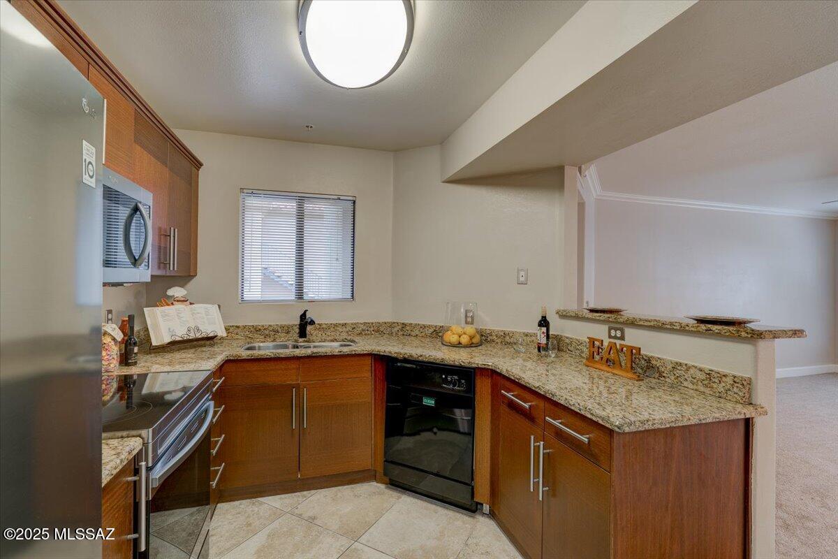 5751 N Kolb Road Unit: 4102