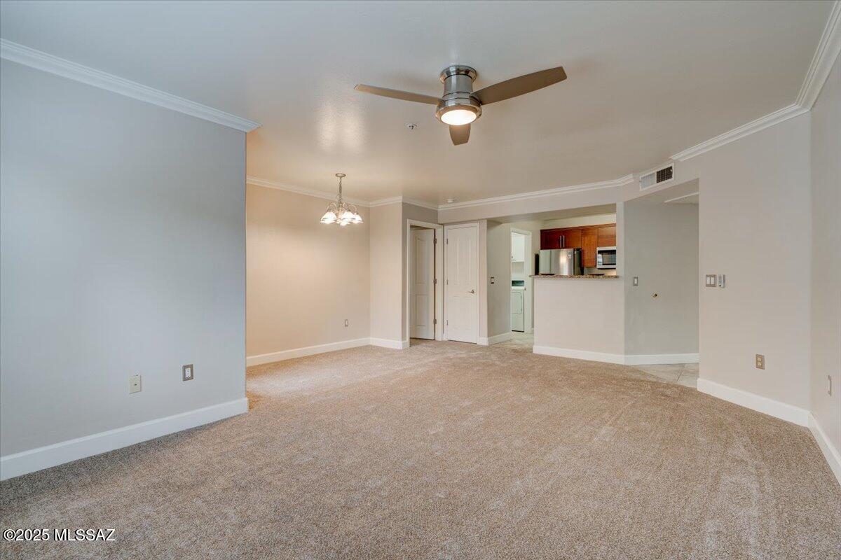 5751 N Kolb Road Unit: 4102