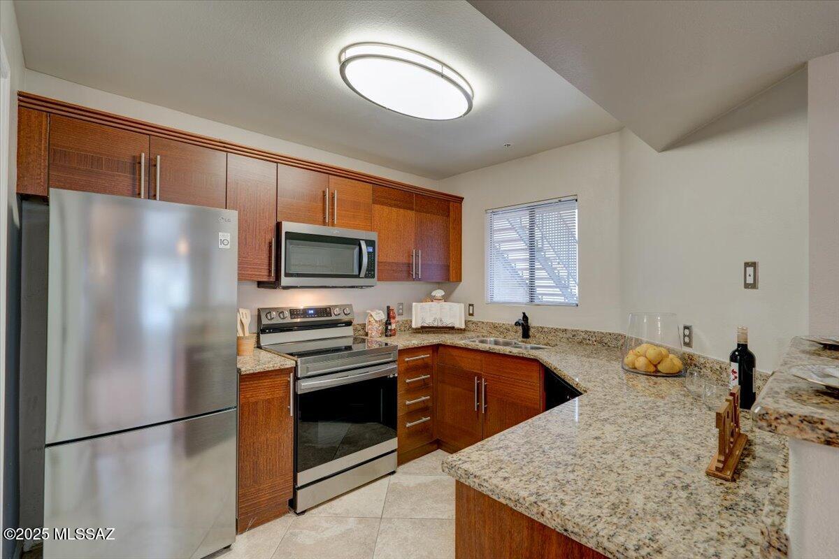 5751 N Kolb Road Unit: 4102