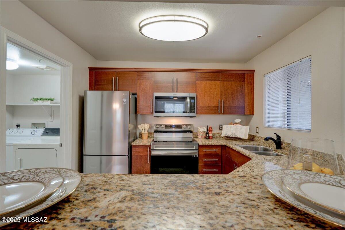 5751 N Kolb Road Unit: 4102