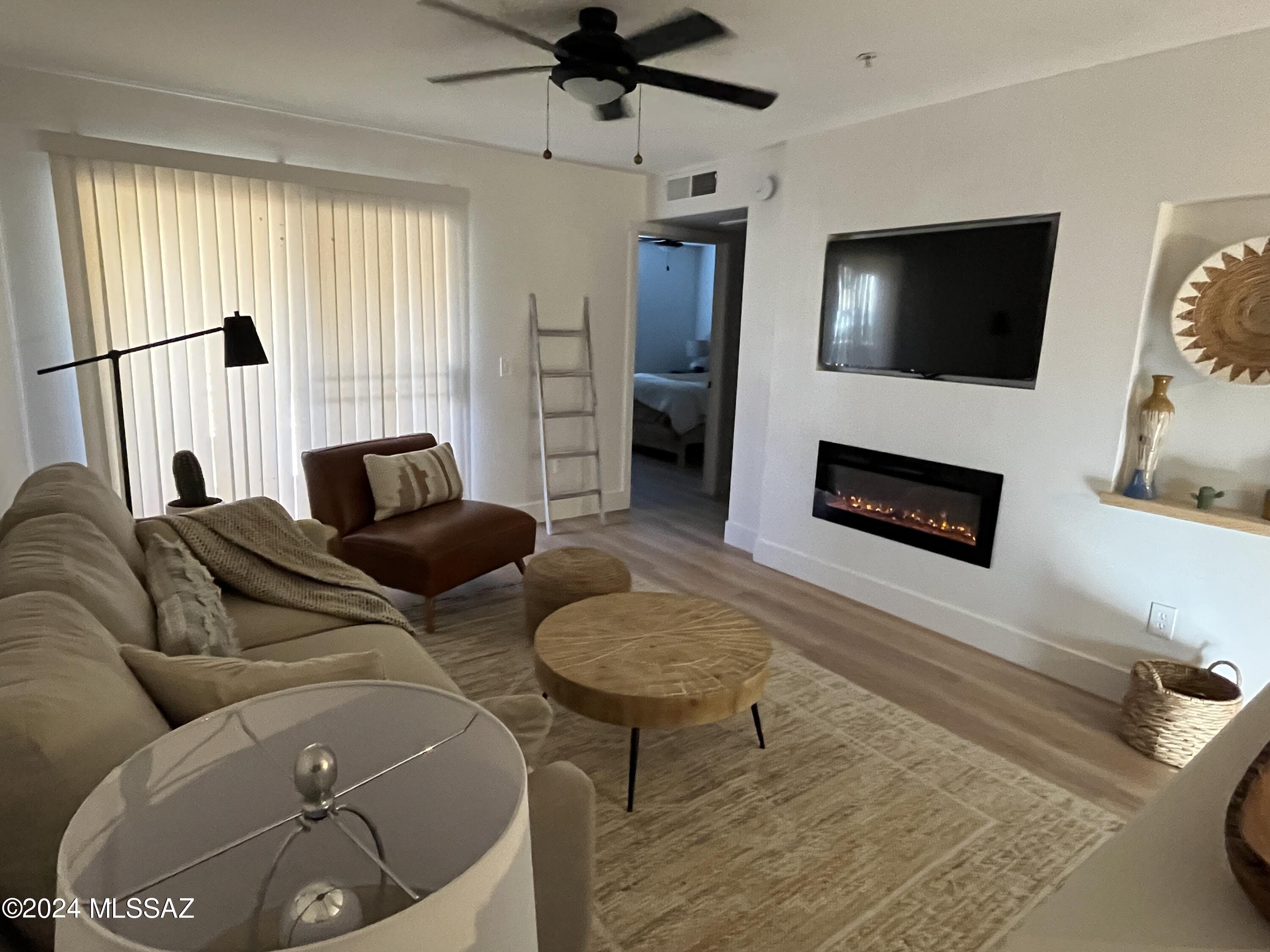 5751 N Kolb Road Unit: 33202