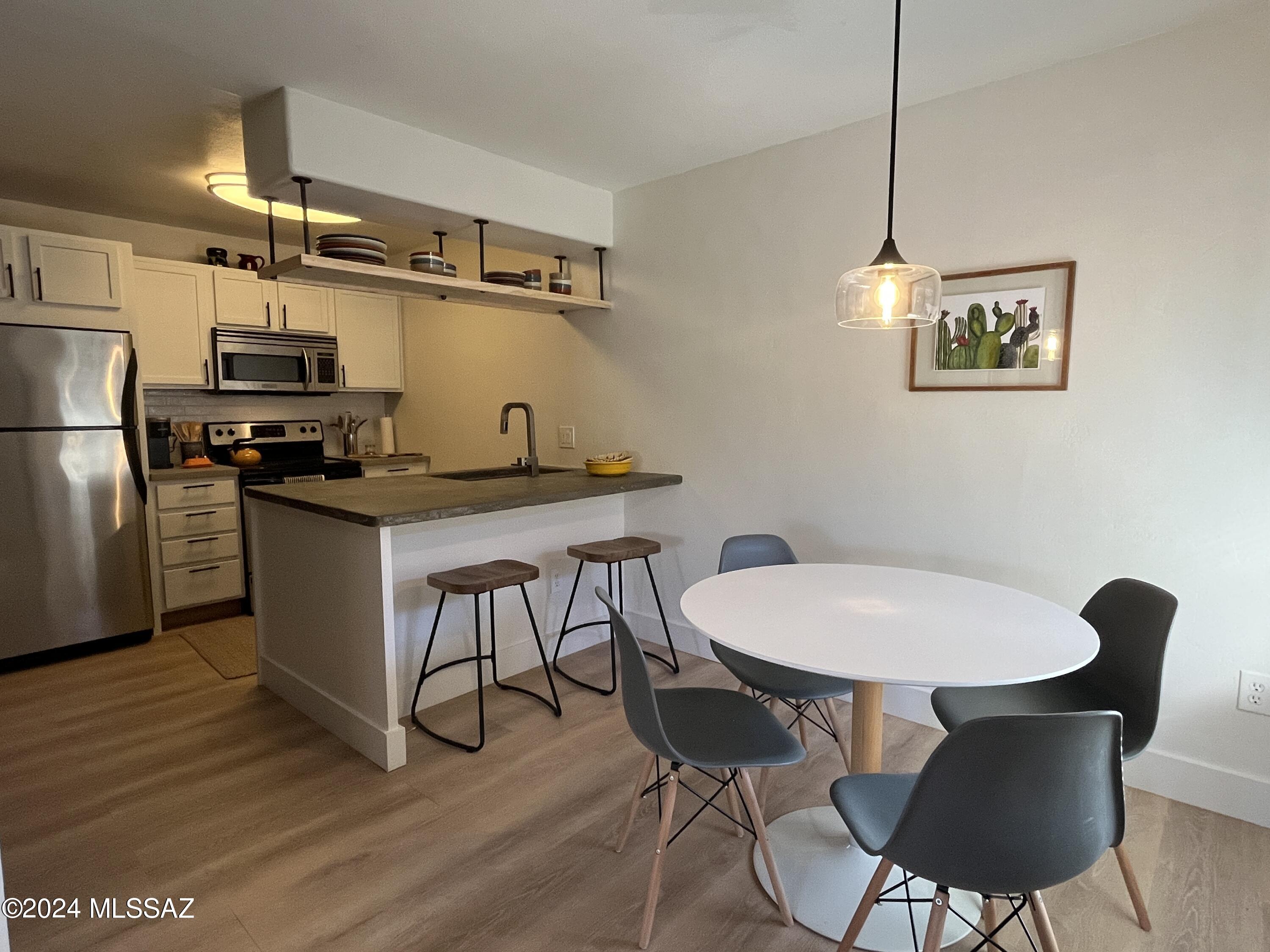 5751 N Kolb Road Unit: 33202