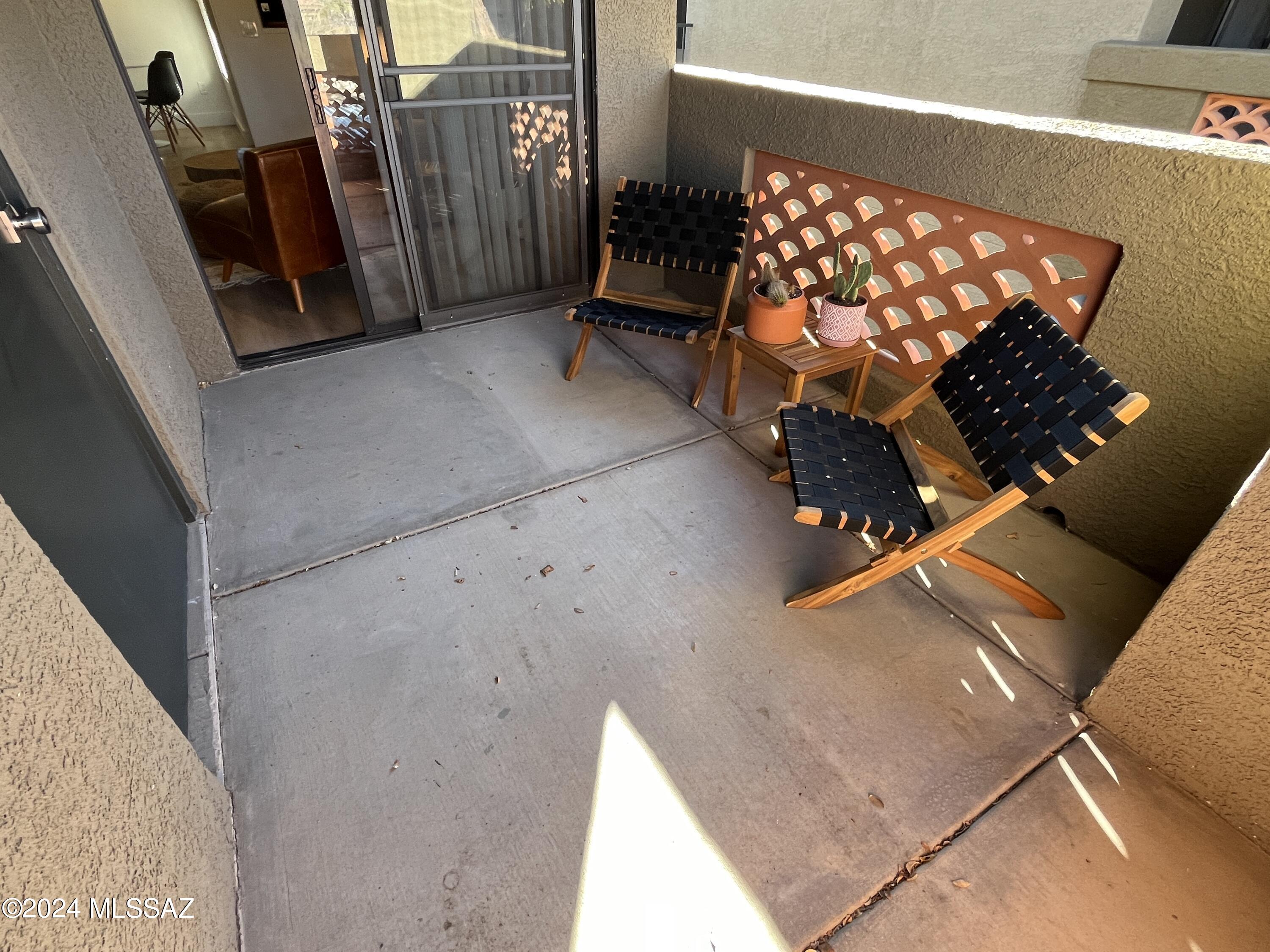 5751 N Kolb Road Unit: 33202