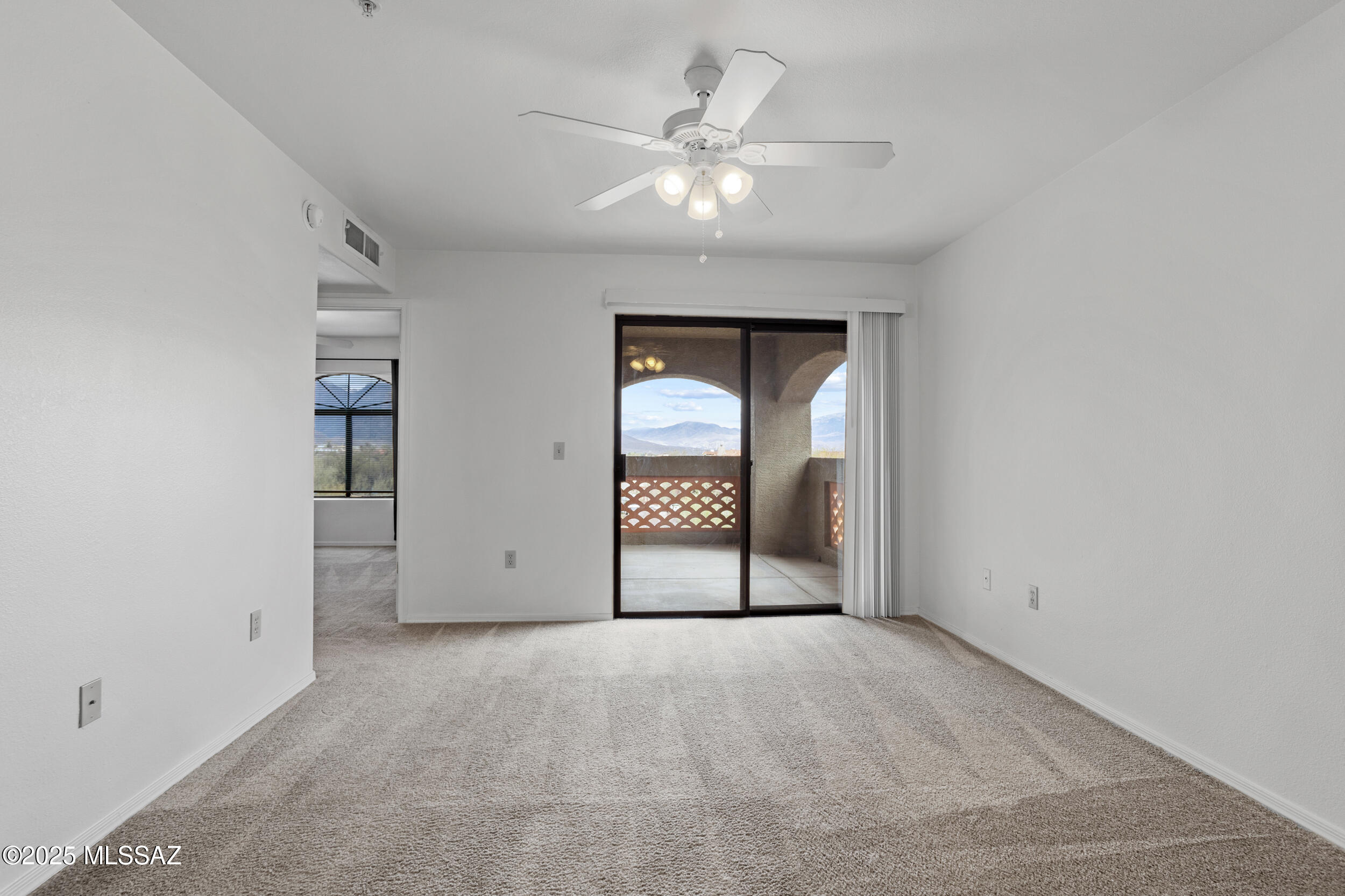 5751 N Kolb Road Unit: 33207