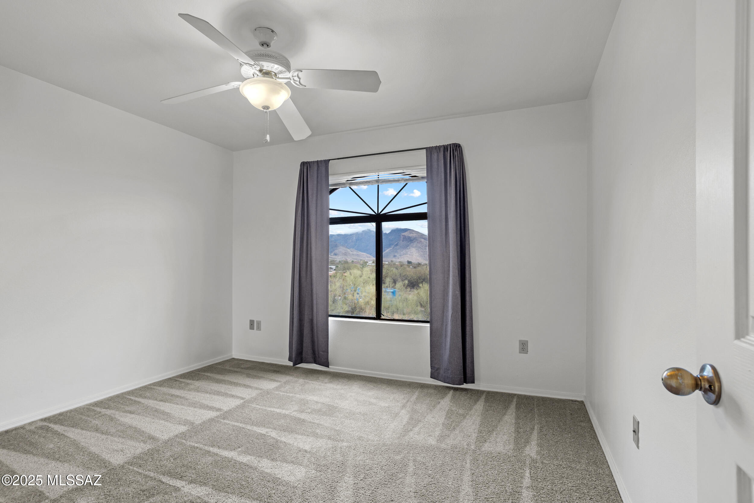 5751 N Kolb Road Unit: 33207