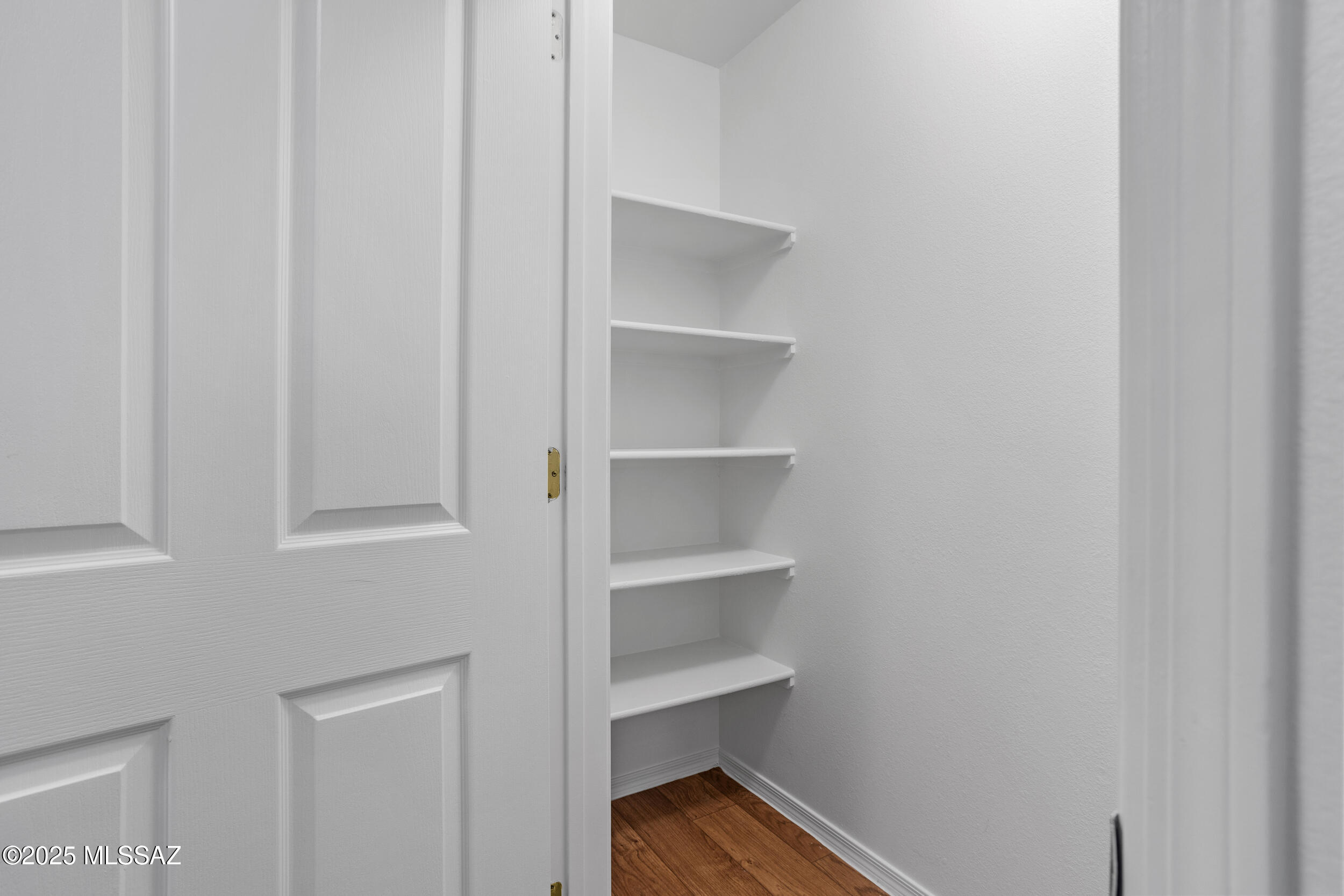 5751 N Kolb Road Unit: 33207