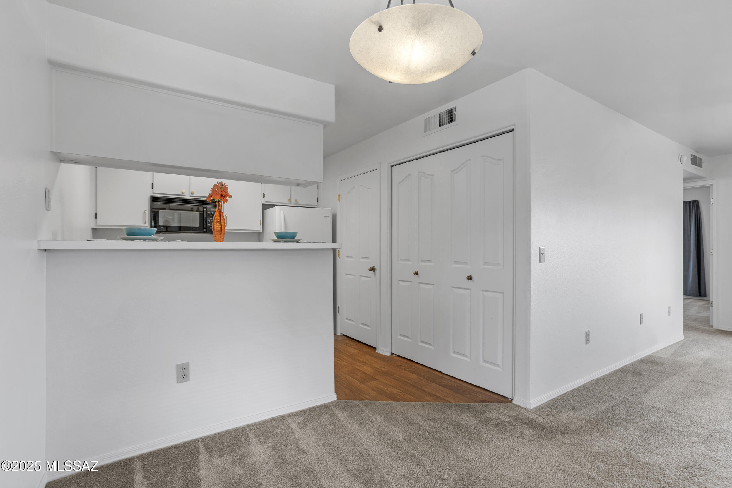 5751 N Kolb Road Unit: 33207