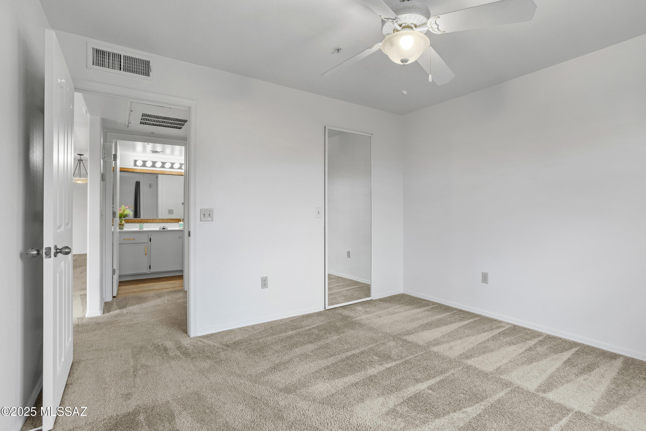 5751 N Kolb Road Unit: 33207