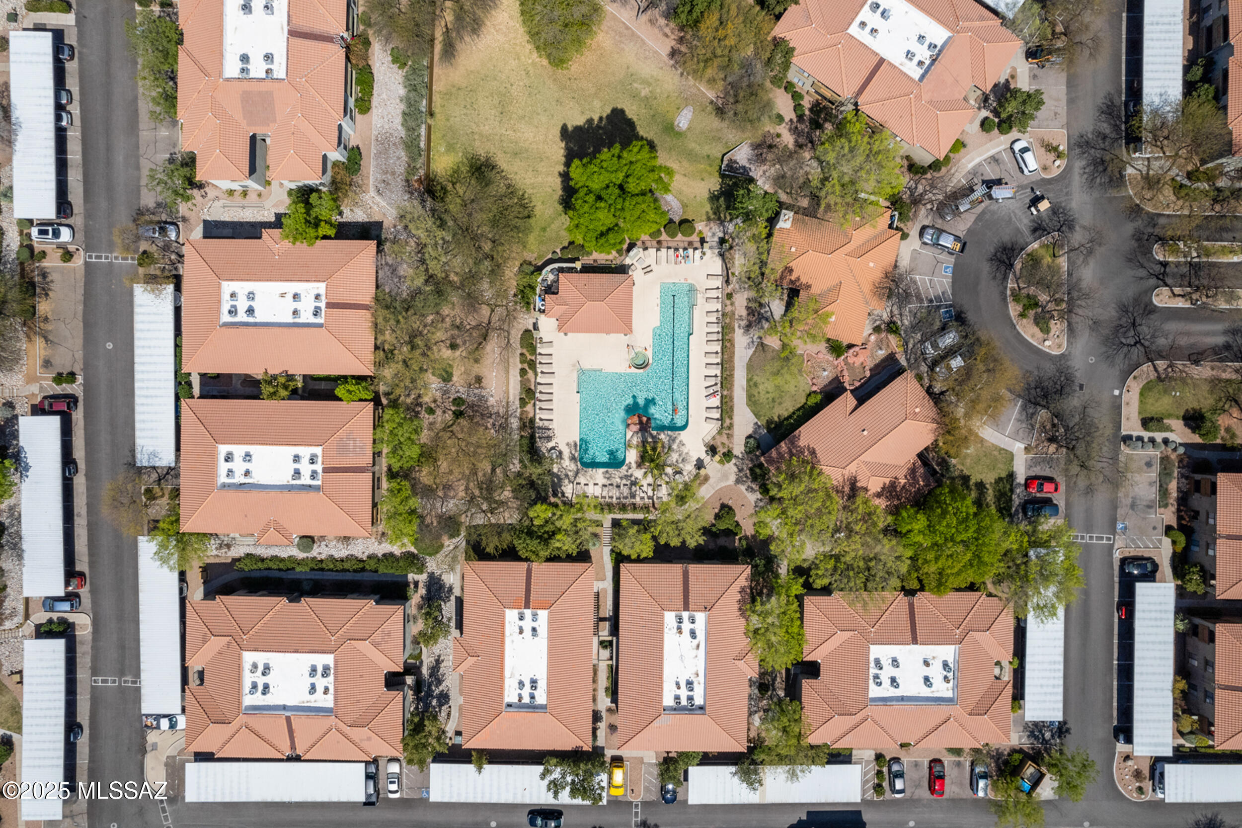 5751 N Kolb Road Unit: 33207