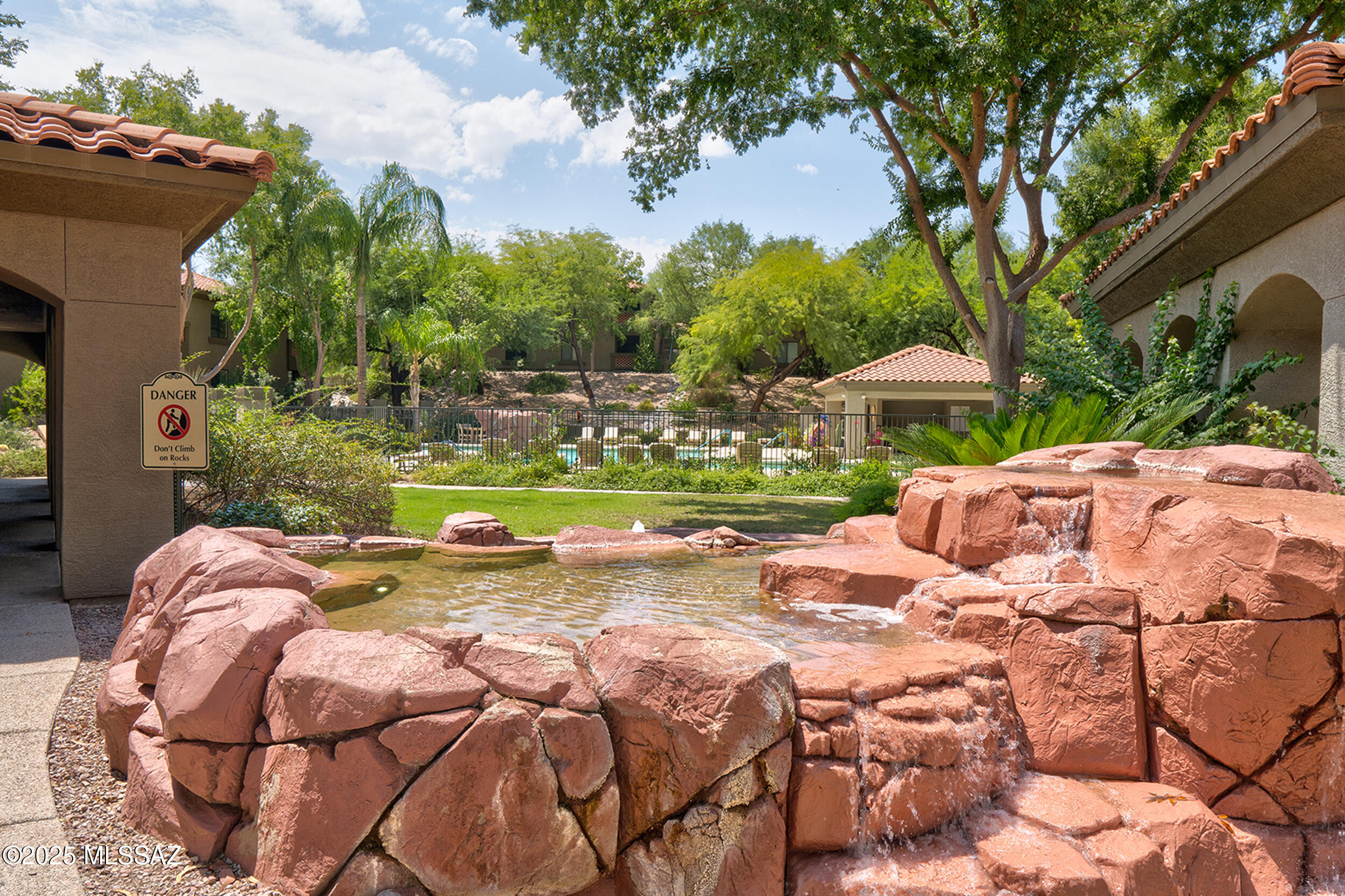 5751 N Kolb Road Unit: 33207