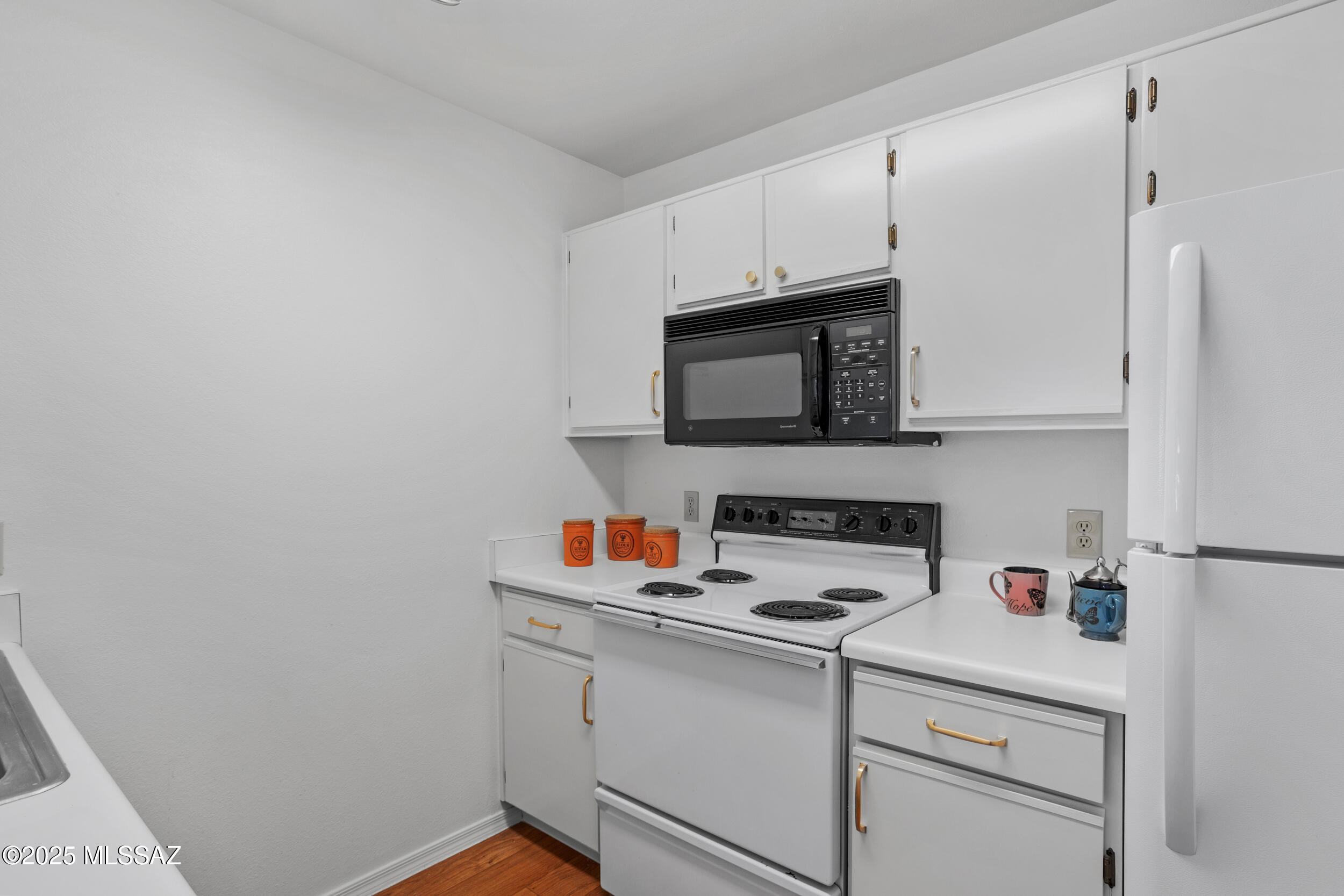 5751 N Kolb Road Unit: 33207
