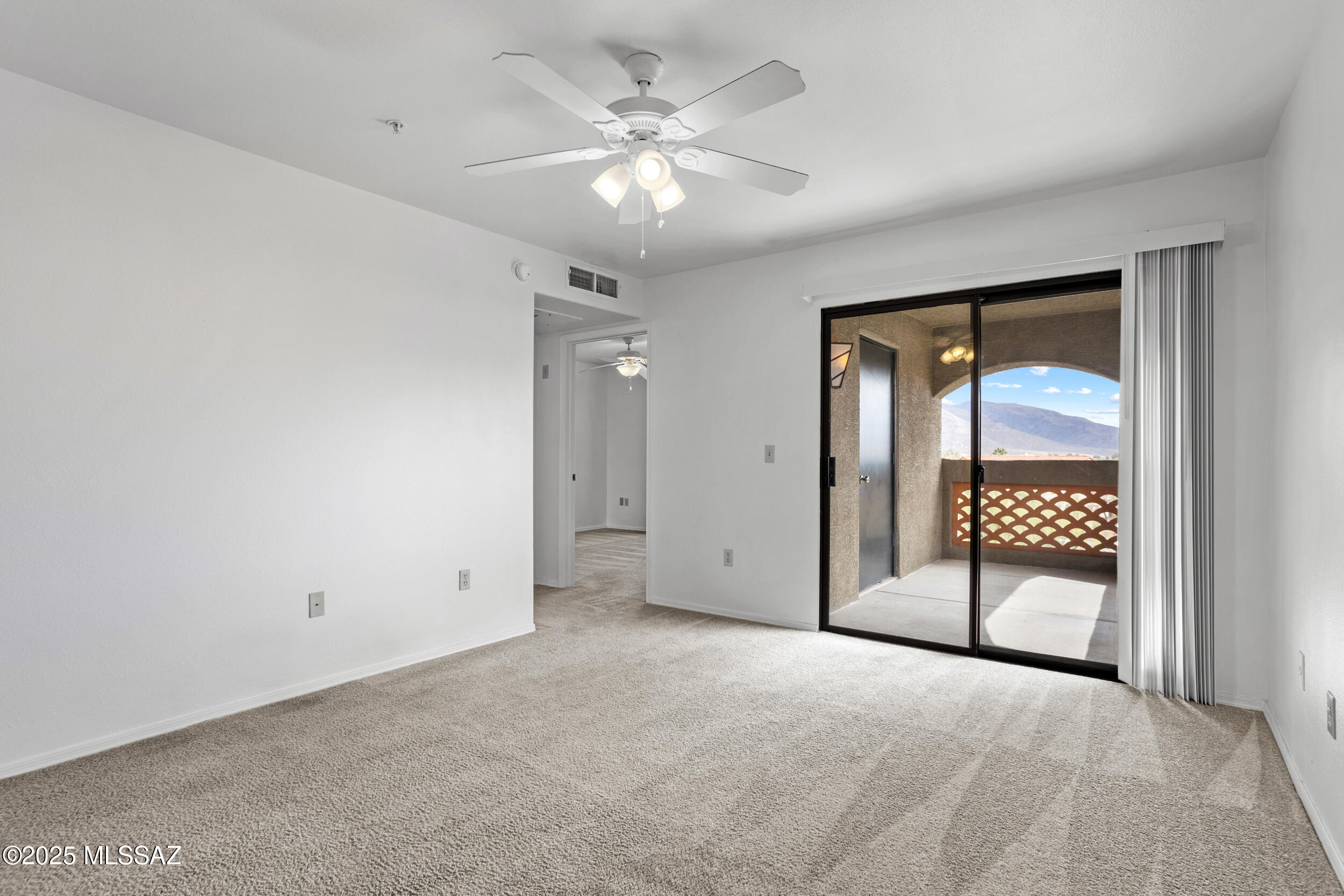 5751 N Kolb Road Unit: 33207