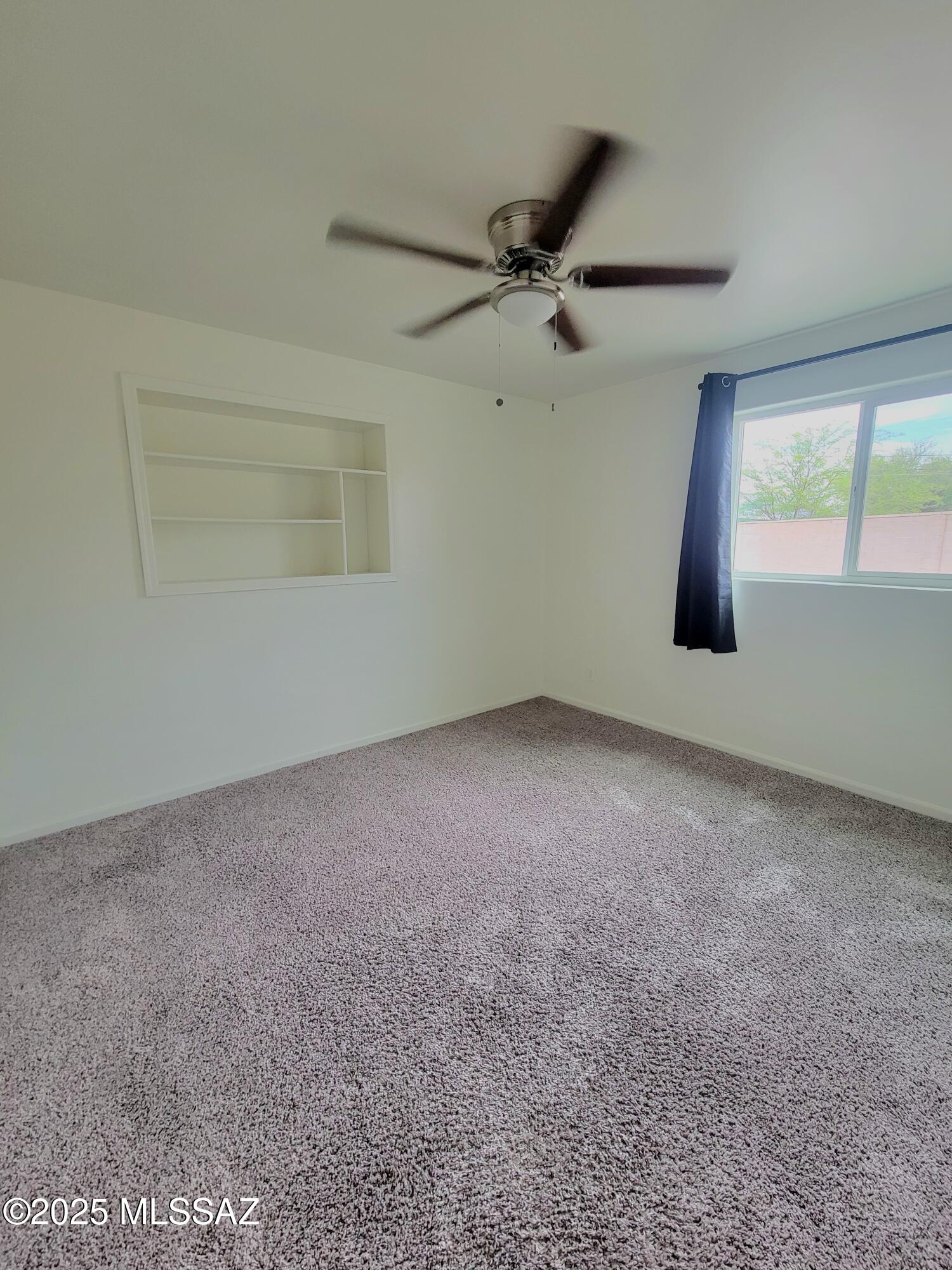 5352 E Waverly Street