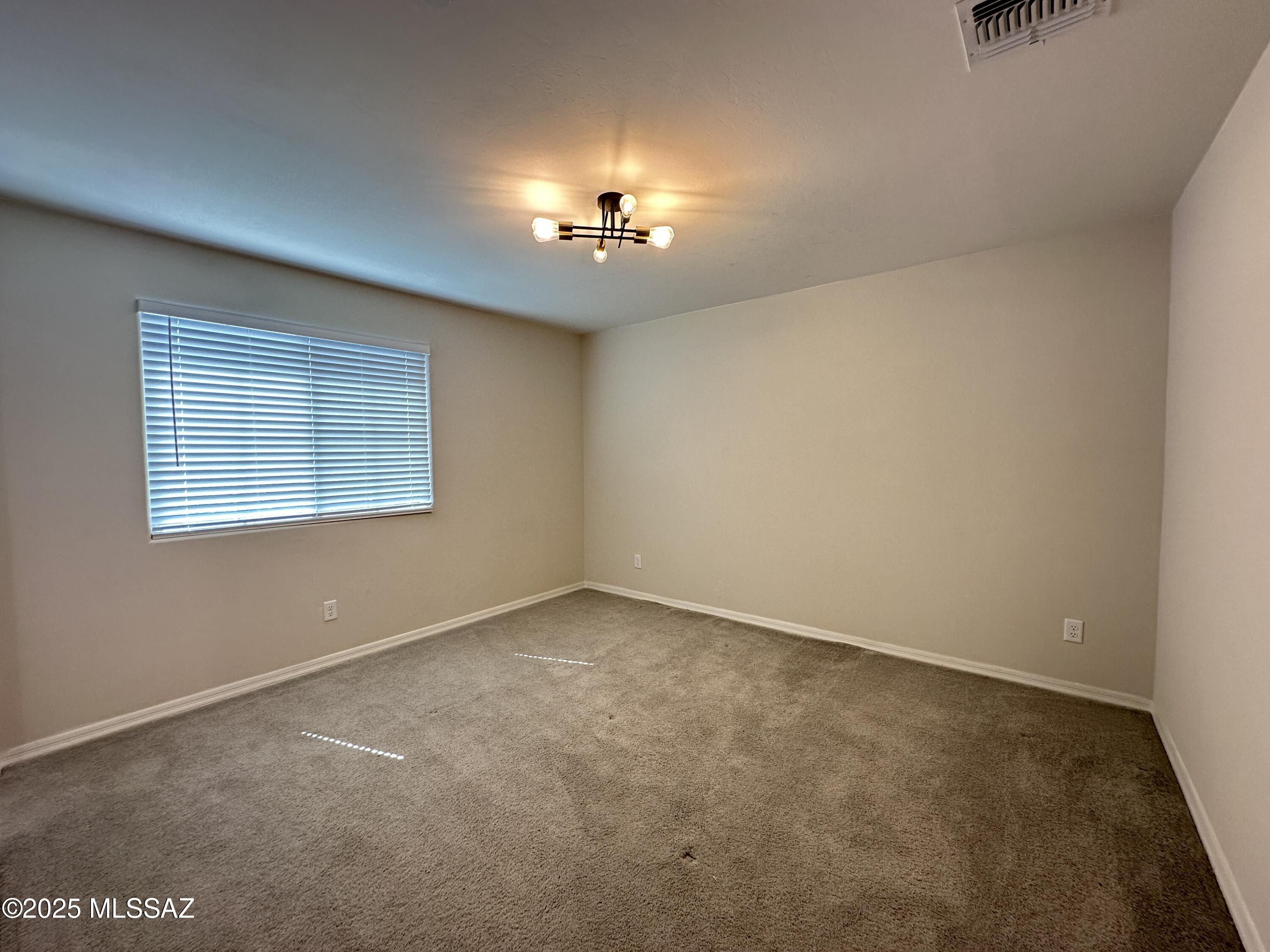 7806 S Land Grant Drive