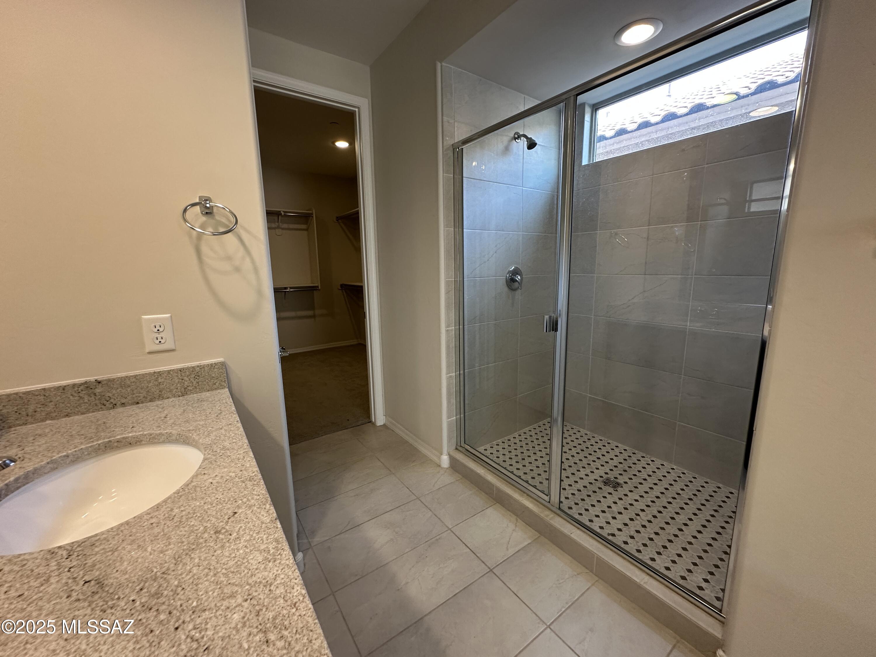 7806 S Land Grant Drive