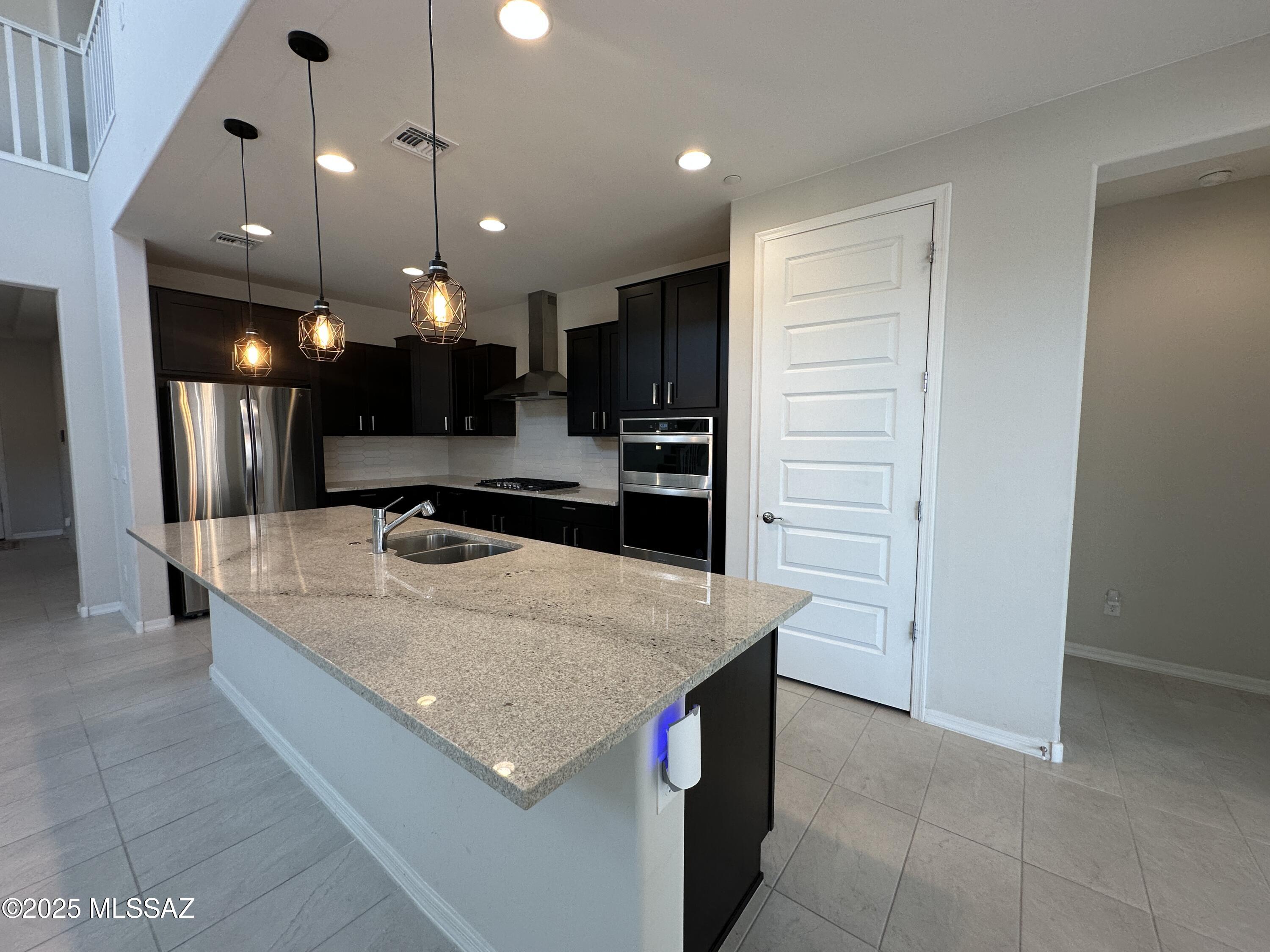 7806 S Land Grant Drive