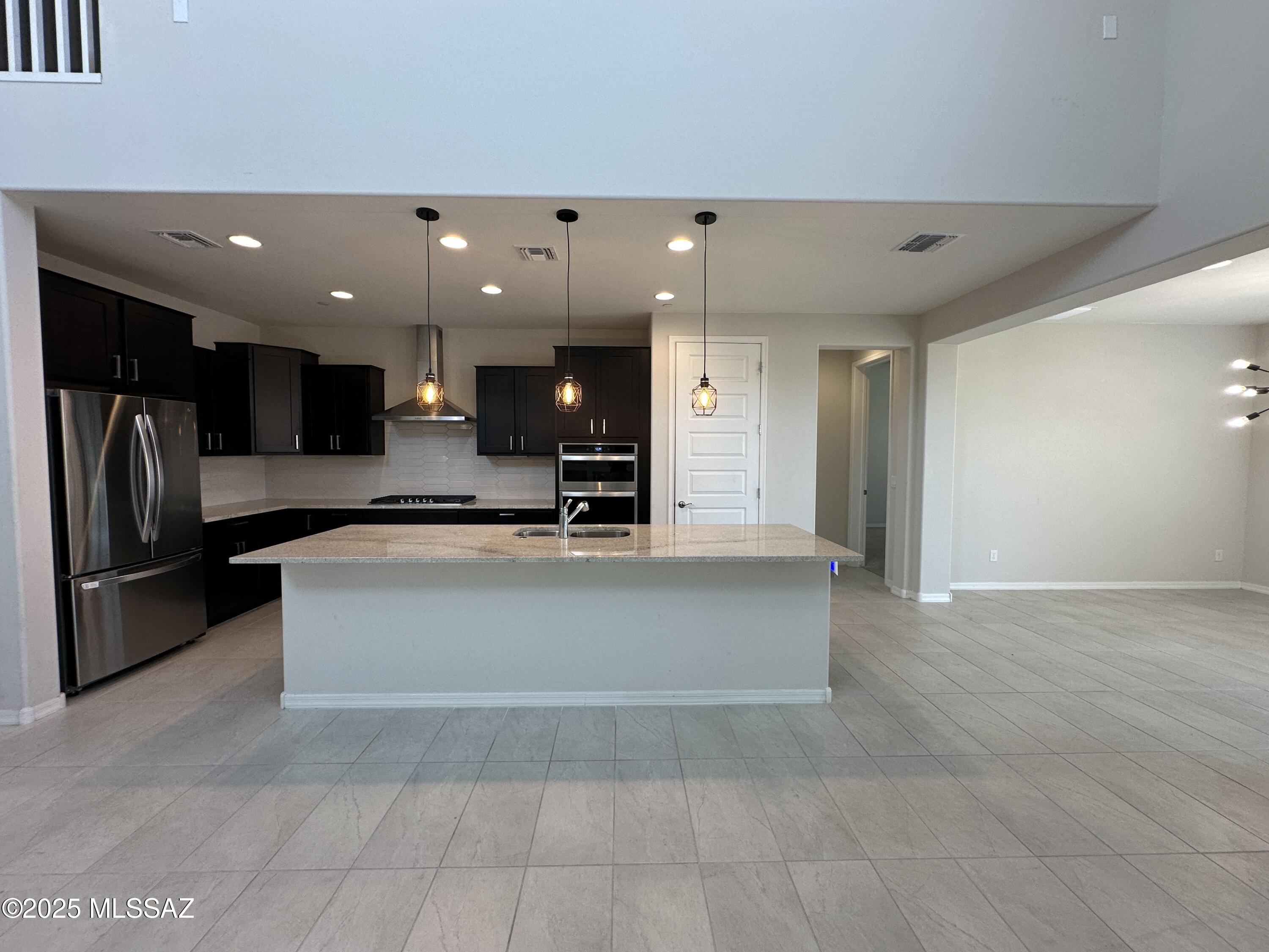 7806 S Land Grant Drive