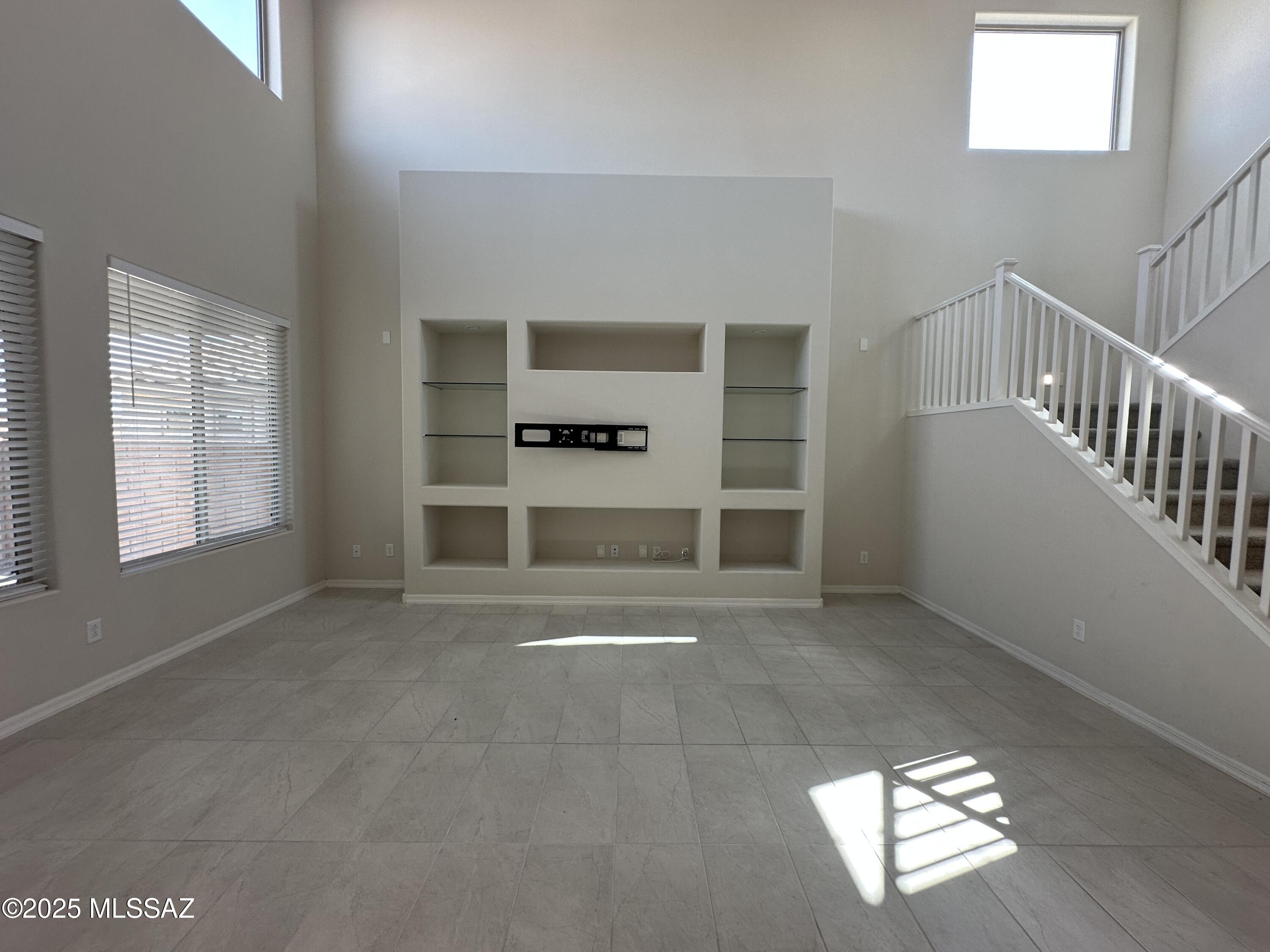 7806 S Land Grant Drive