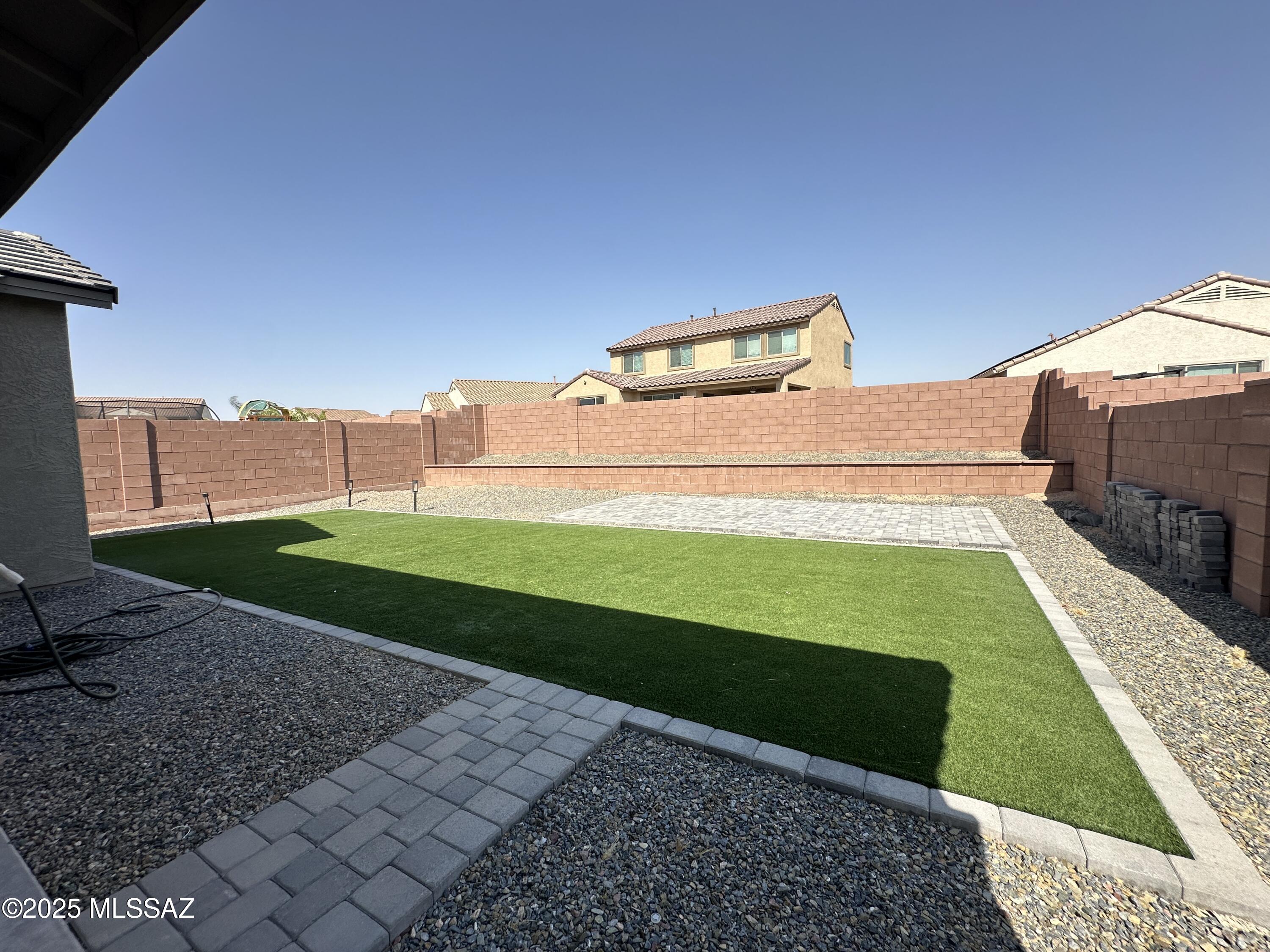 7806 S Land Grant Drive