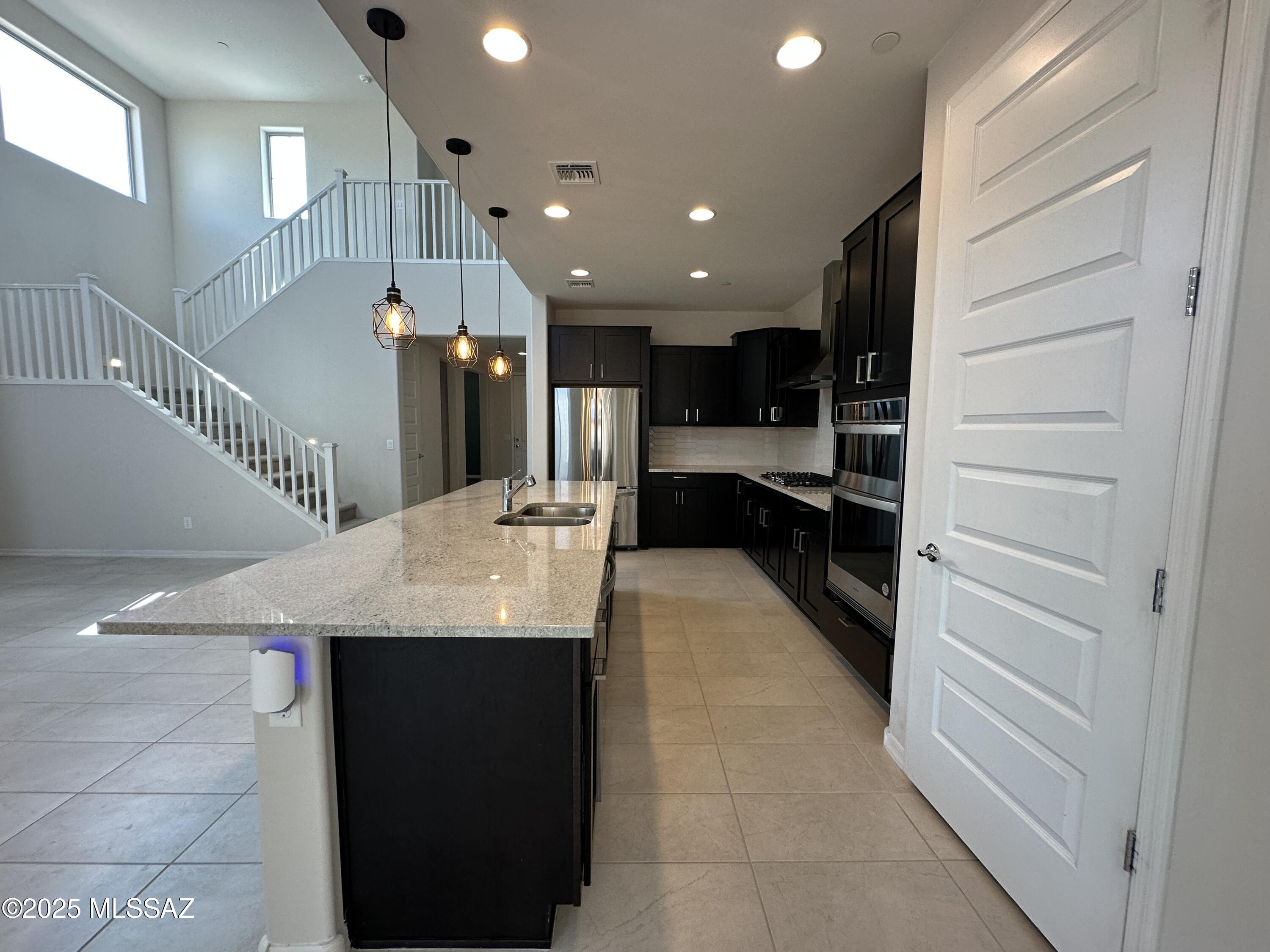 7806 S Land Grant Drive