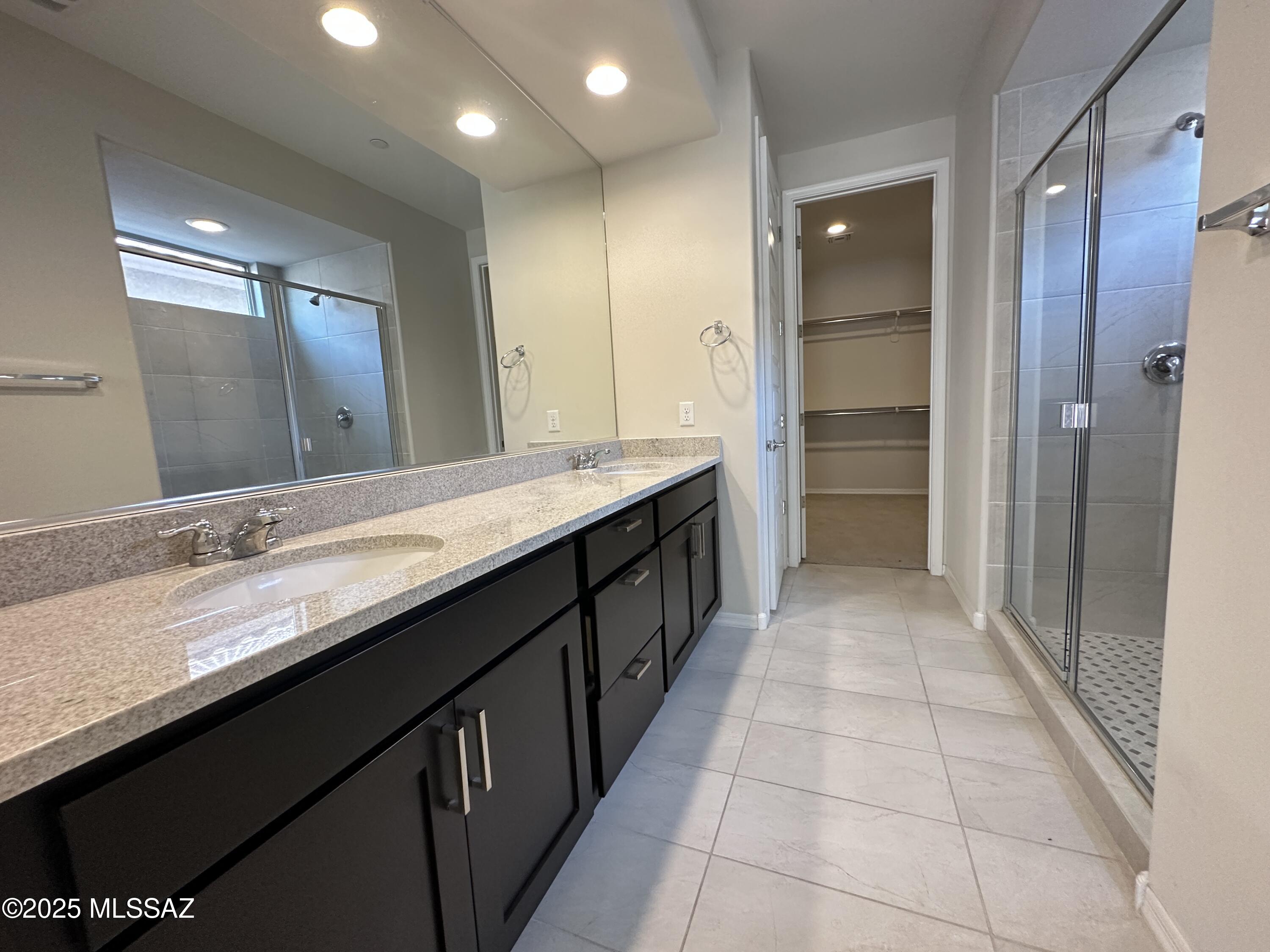 7806 S Land Grant Drive