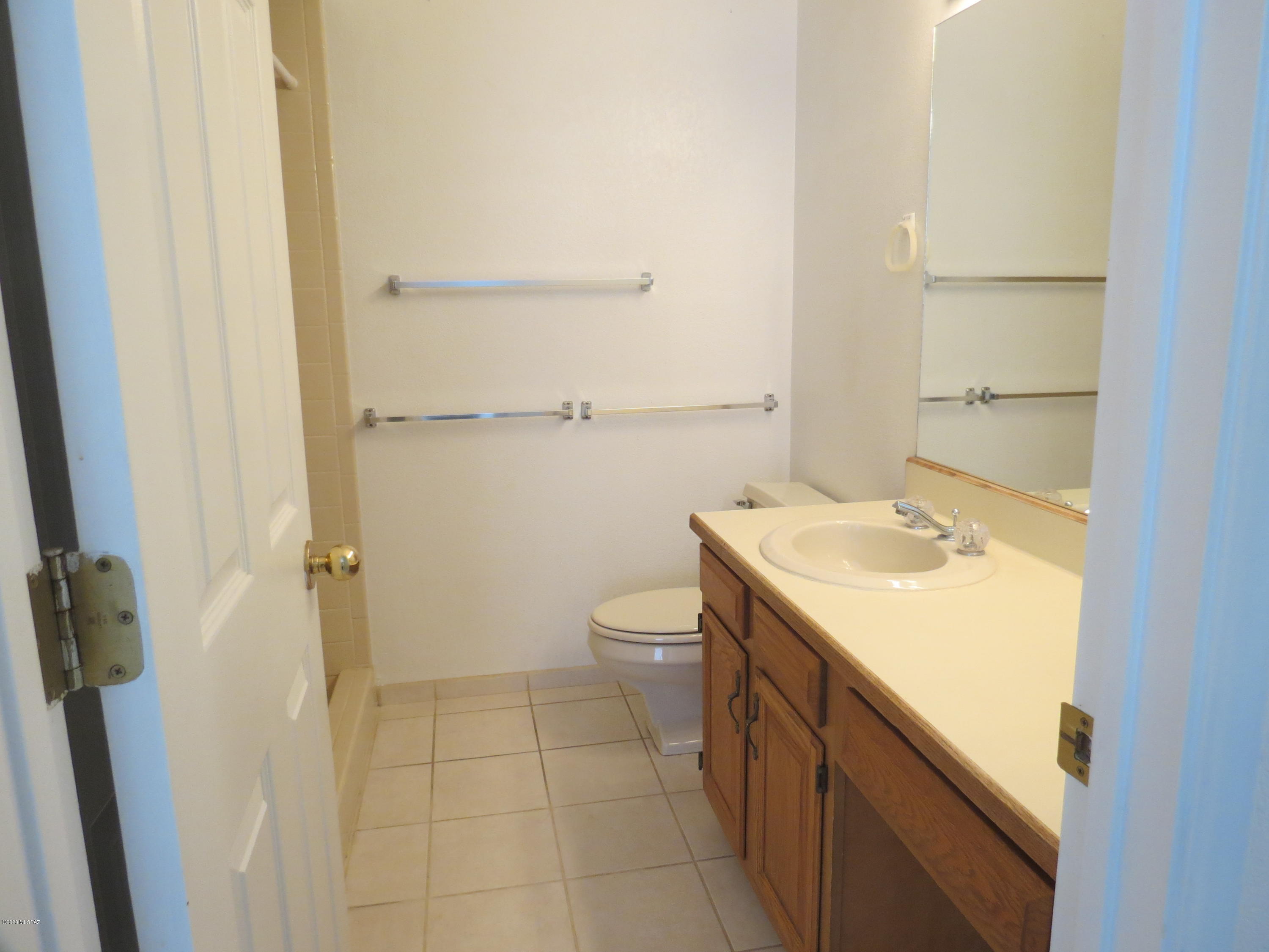 5750 N Camino Esplendora Unit: 109