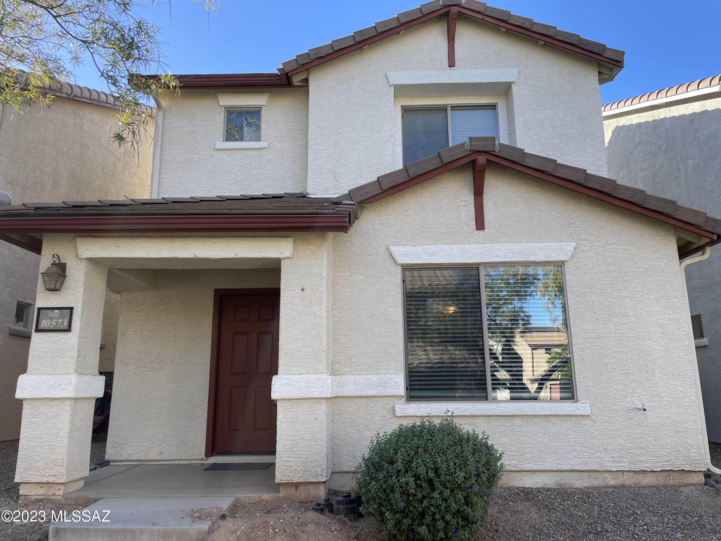 10573 E Pleasant Pasture Drive