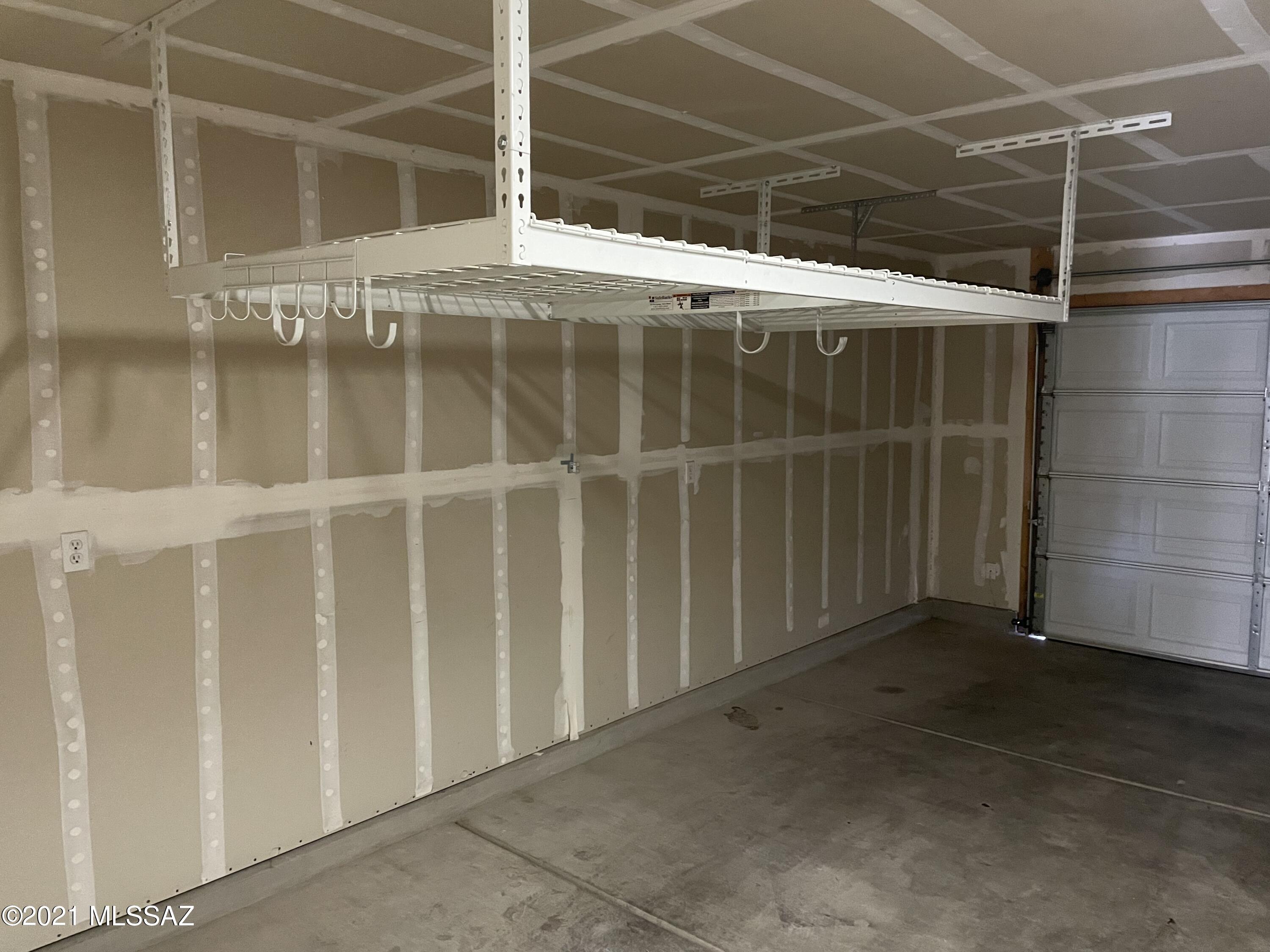 10573 E Pleasant Pasture Drive