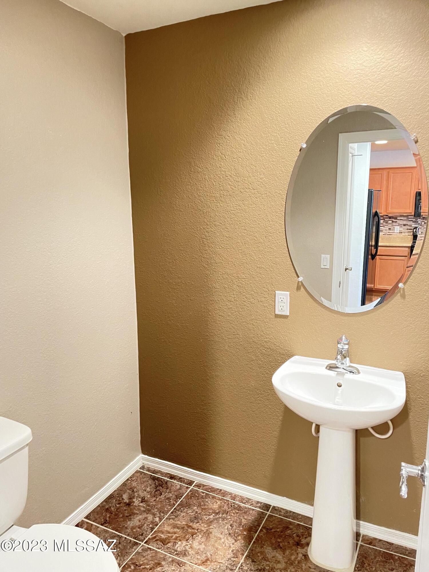 10573 E Pleasant Pasture Drive