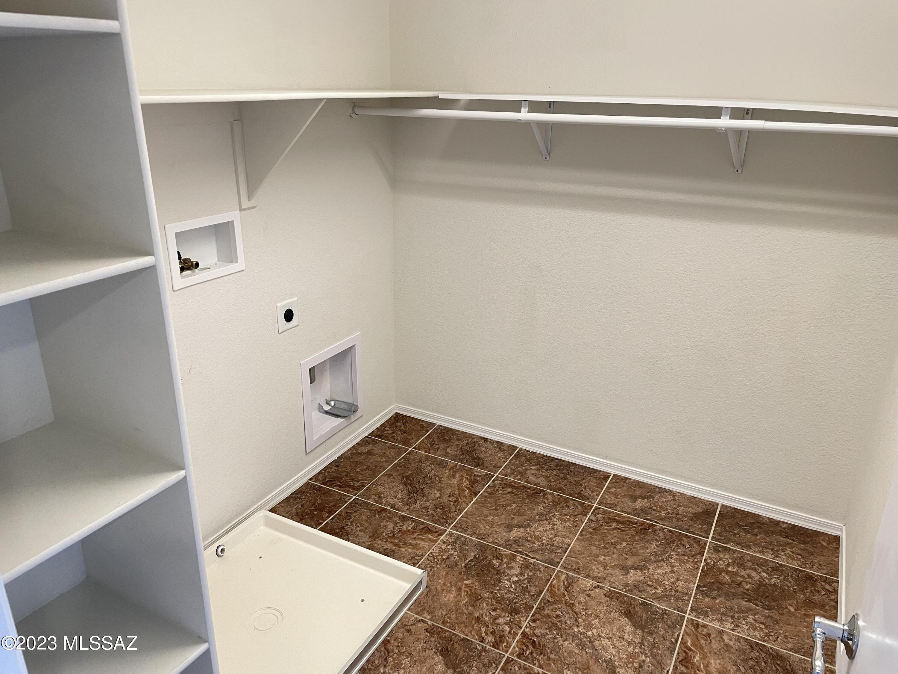 10573 E Pleasant Pasture Drive