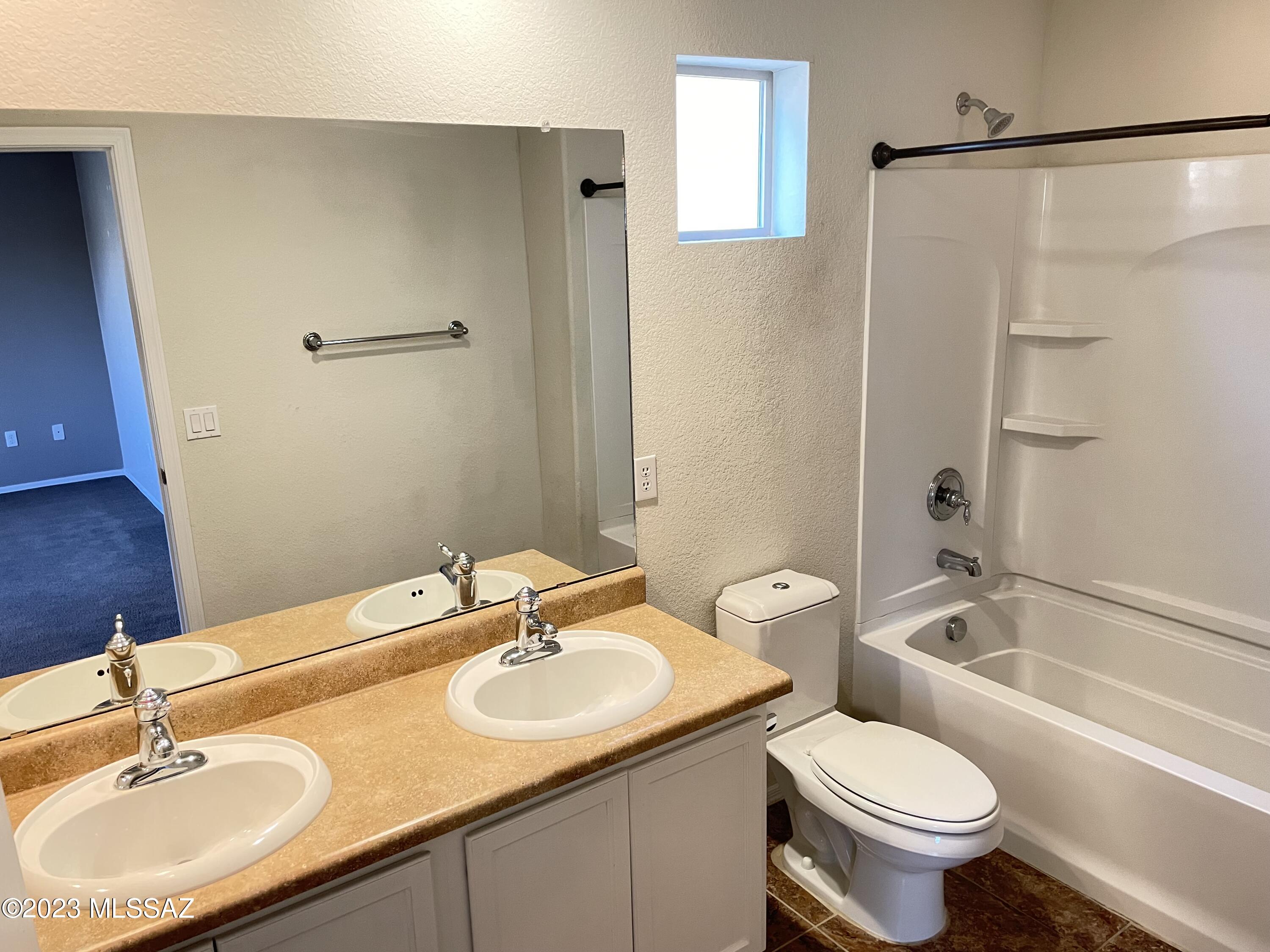 10573 E Pleasant Pasture Drive