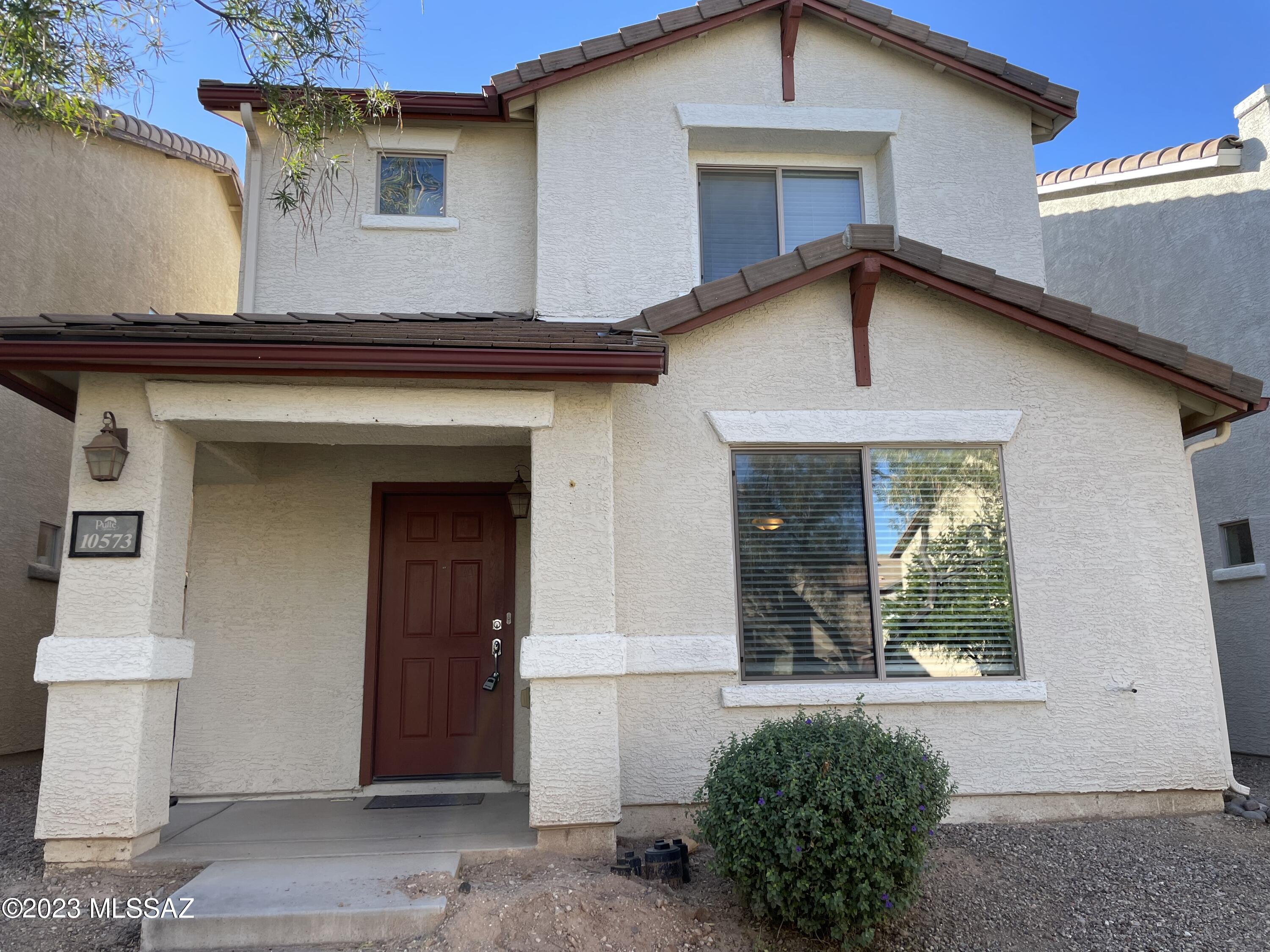 10573 E Pleasant Pasture Drive