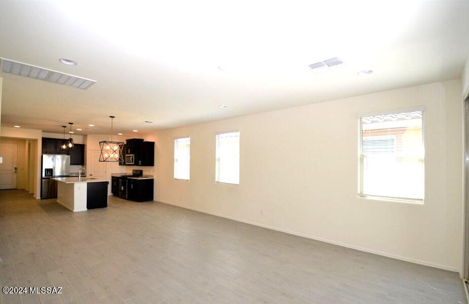 10736 W Embrey Drive