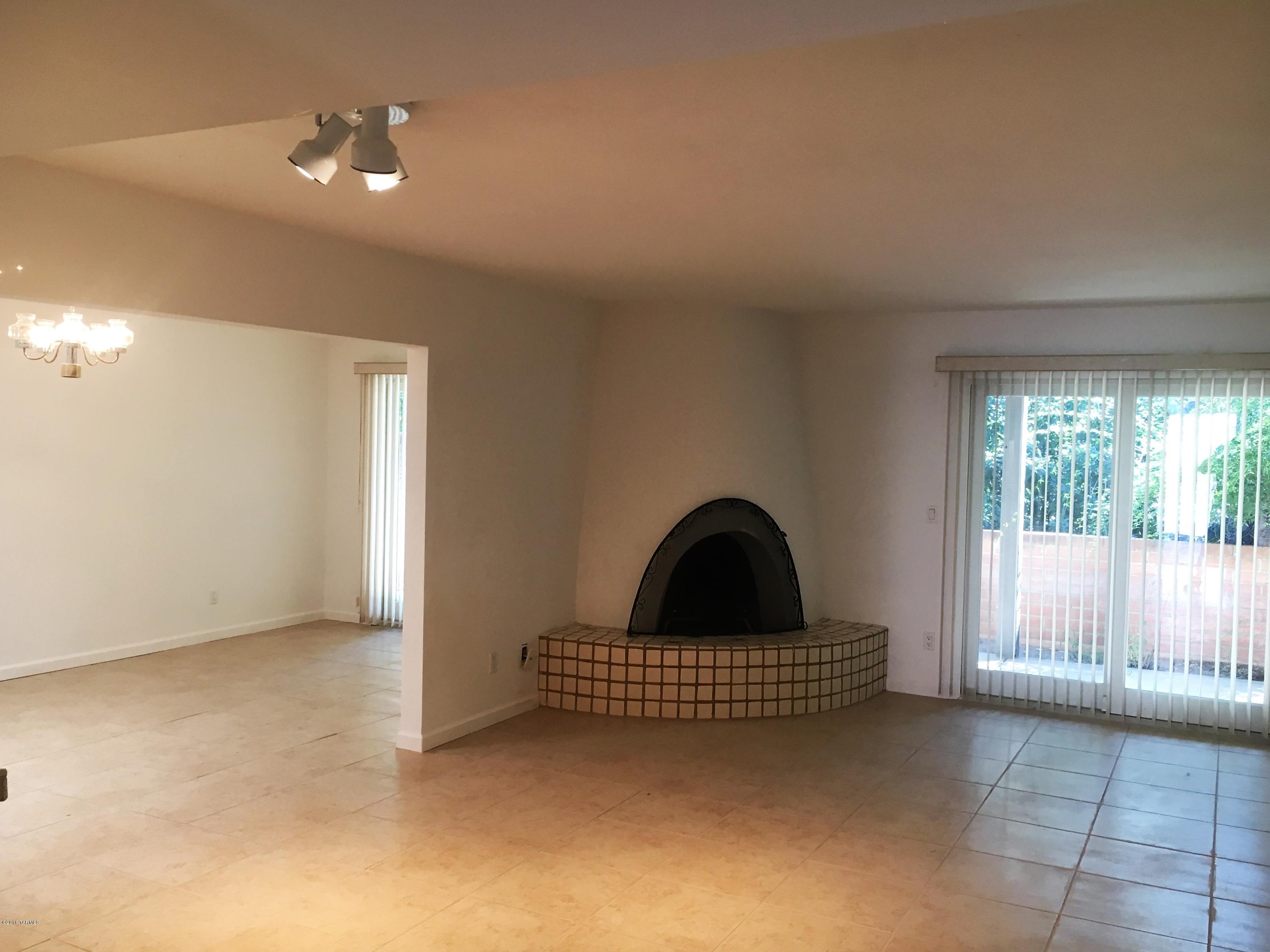 4846 E Placita Arenosa