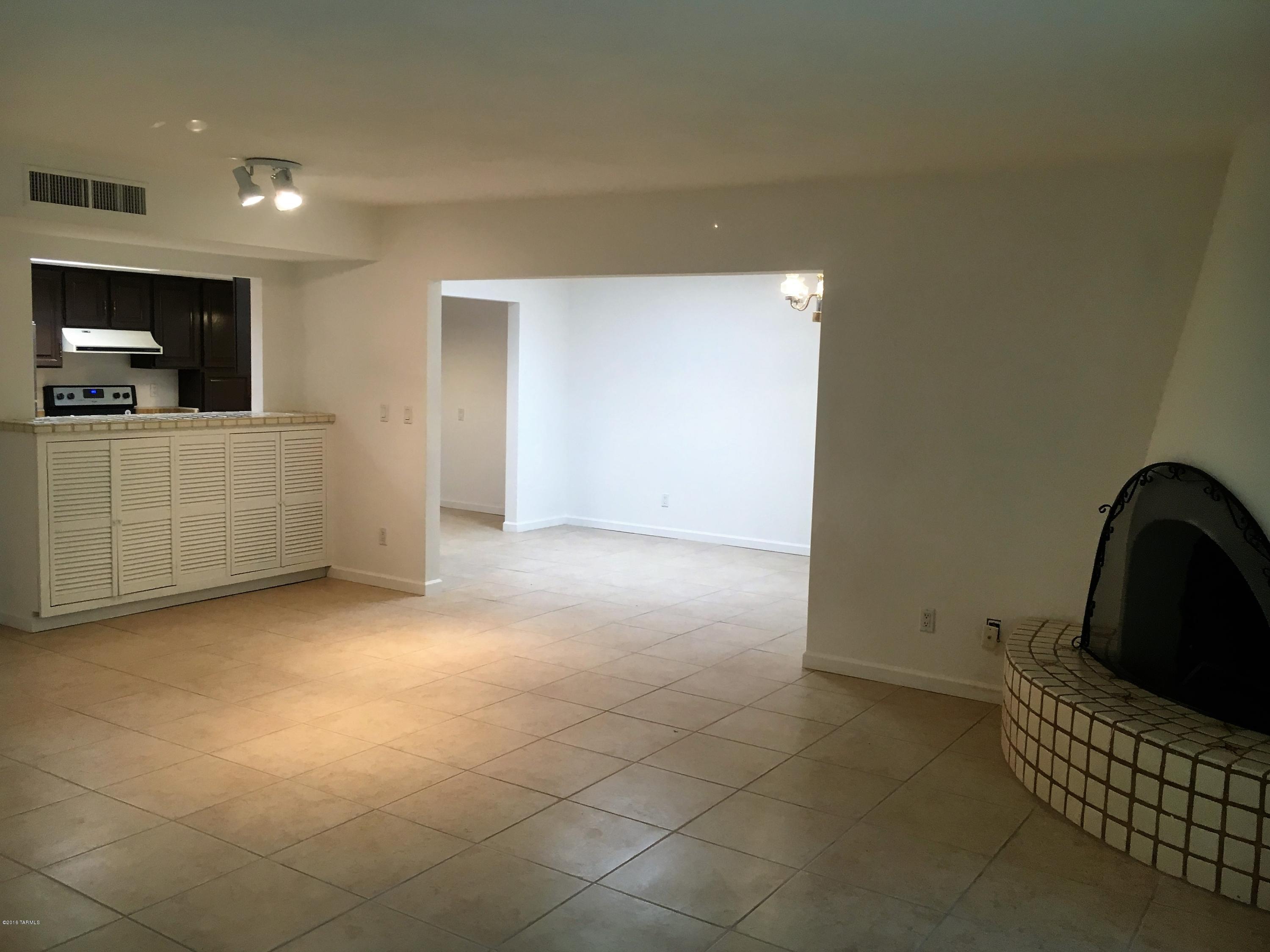 4846 E Placita Arenosa