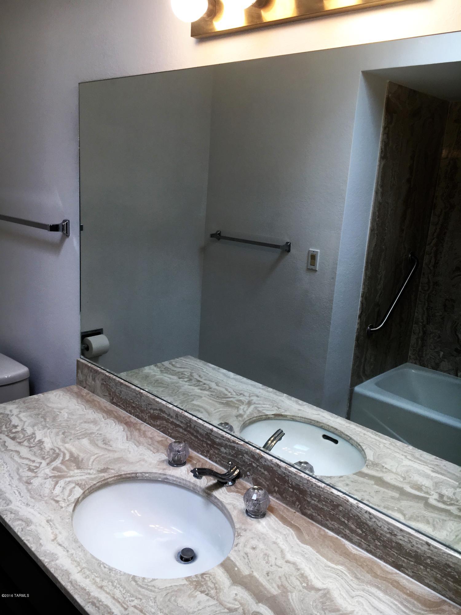 4846 E Placita Arenosa