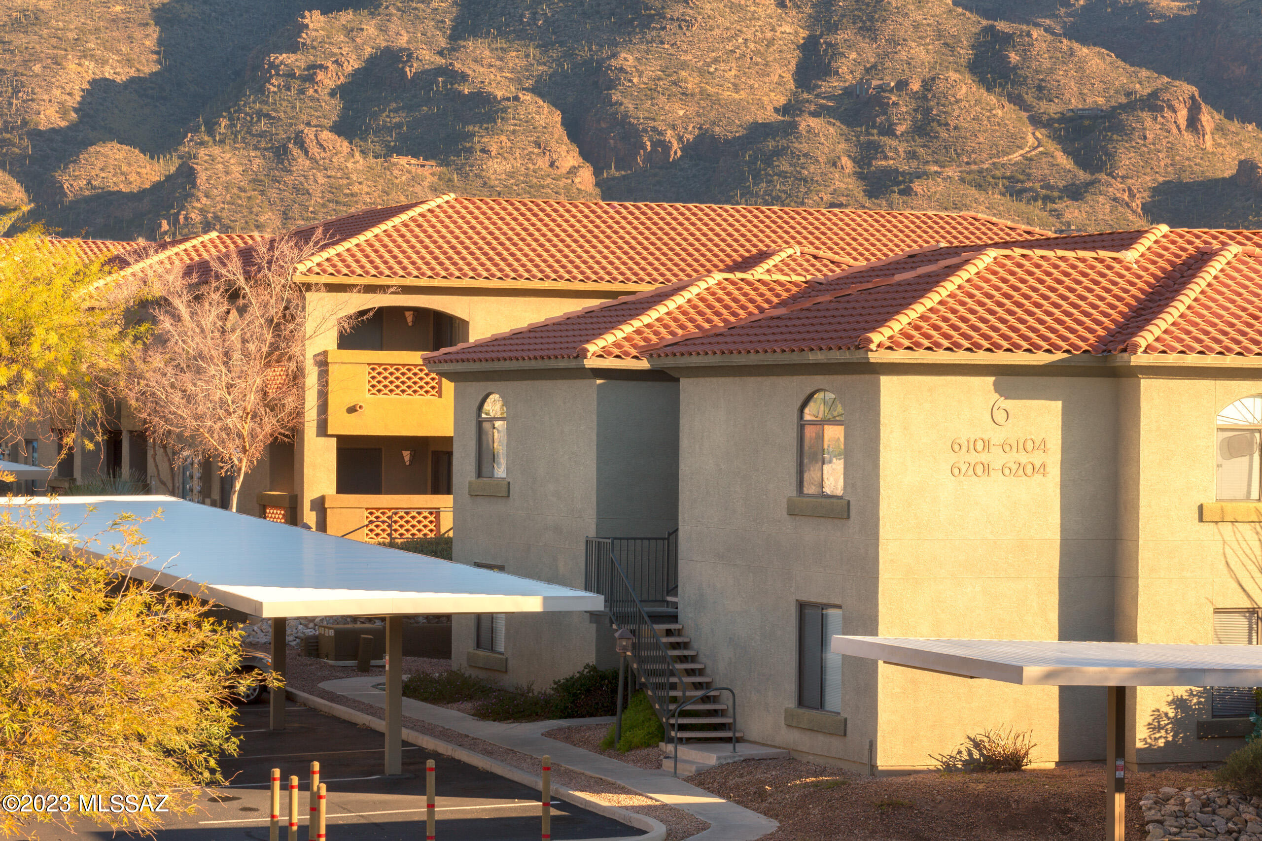 5751 N Kolb Road Unit: 32101