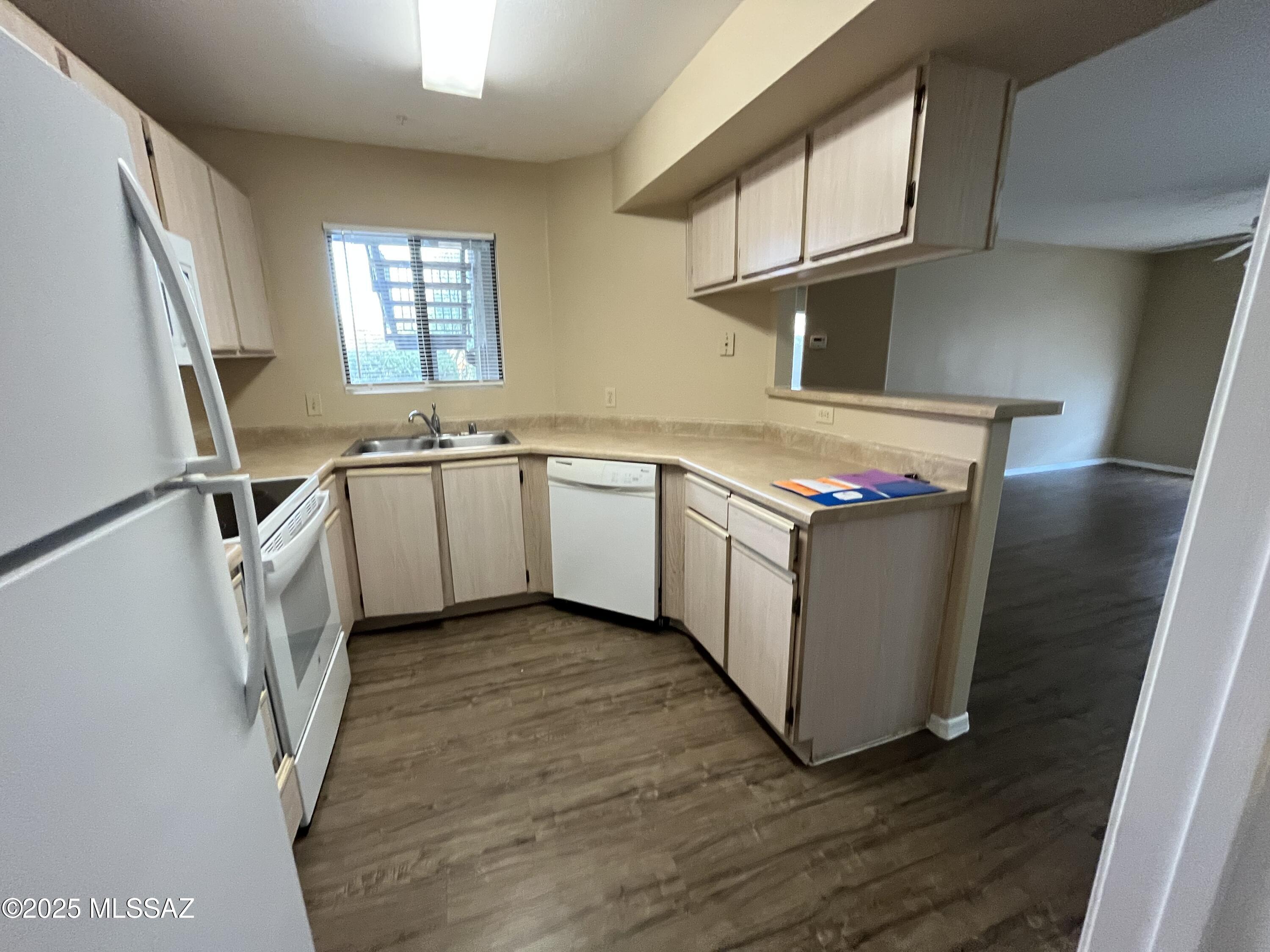5751 N Kolb Road Unit: 32101