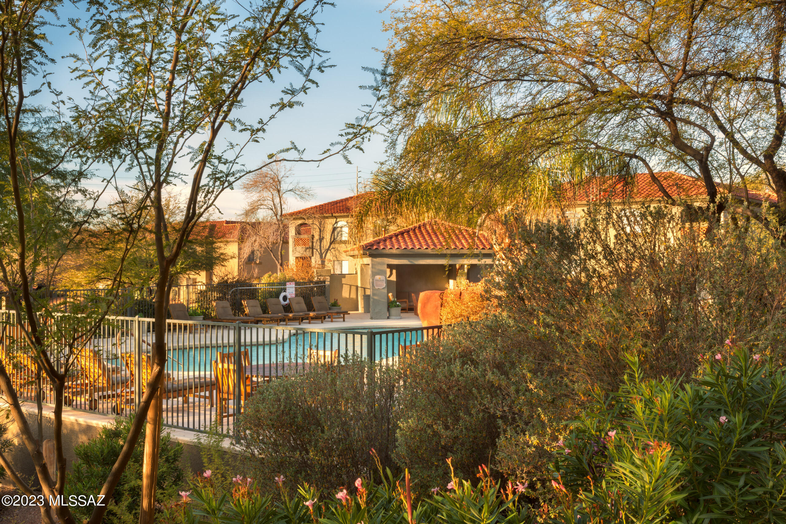 5751 N Kolb Road Unit: 32101