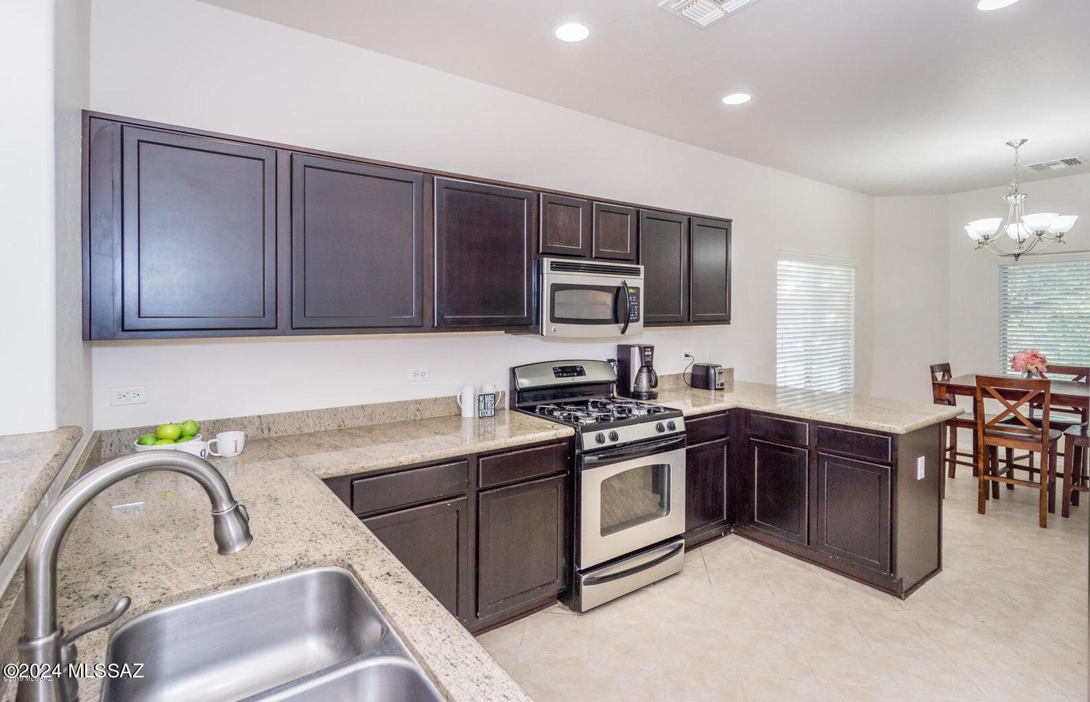 64 N Indian Tank Lane