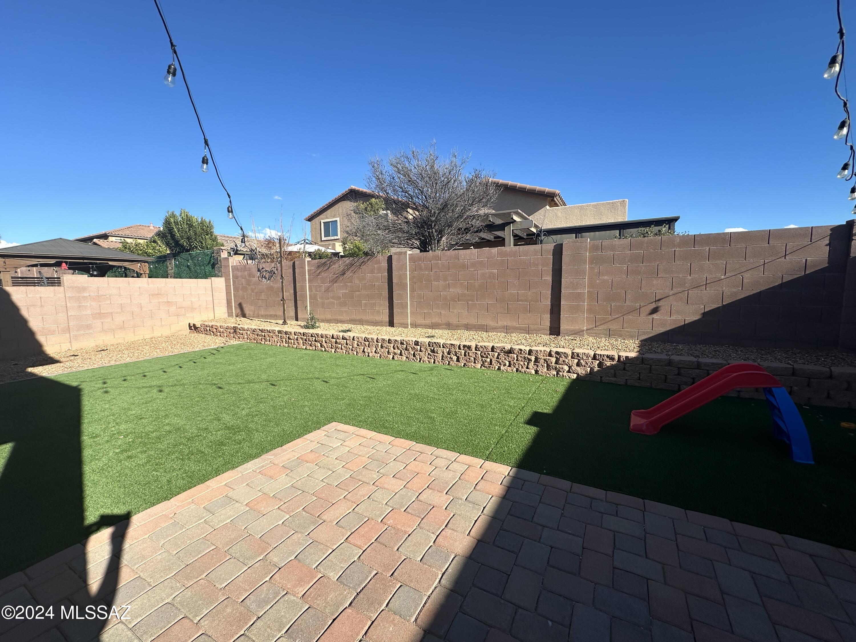 64 N Indian Tank Lane